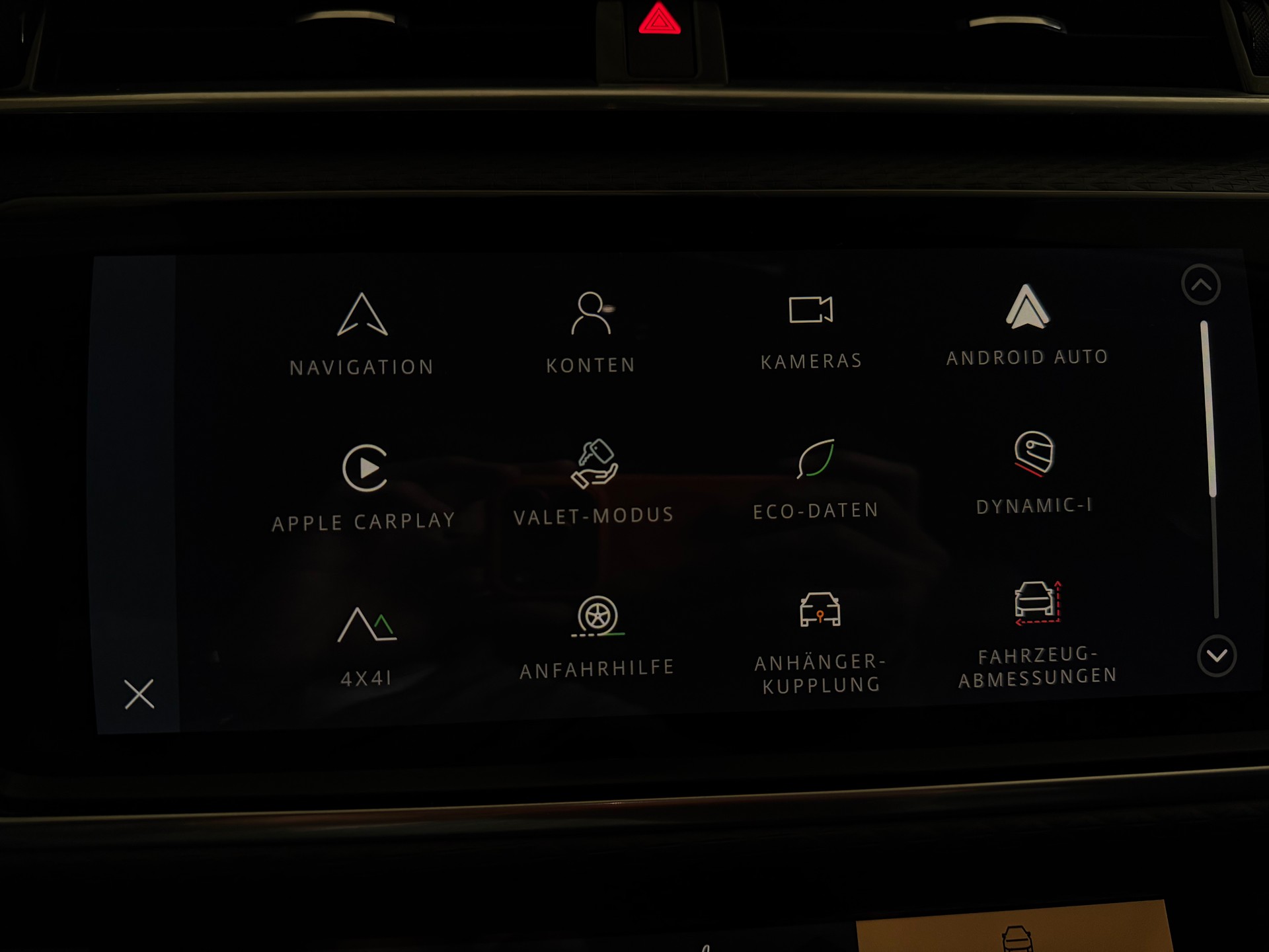 LAND ROVER Range Rover Velar R-Dynamic D 300 I6 MHEV SE Automatic-image-22