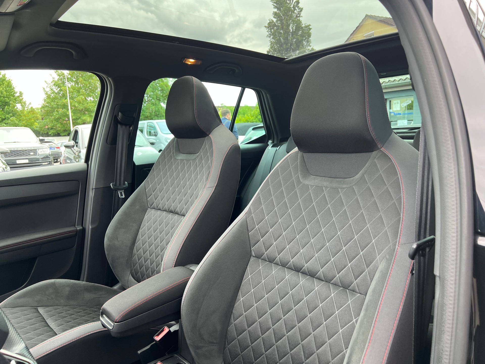 SKODA Fabia 1.0 TSI Monte Carlo DSG-image-10