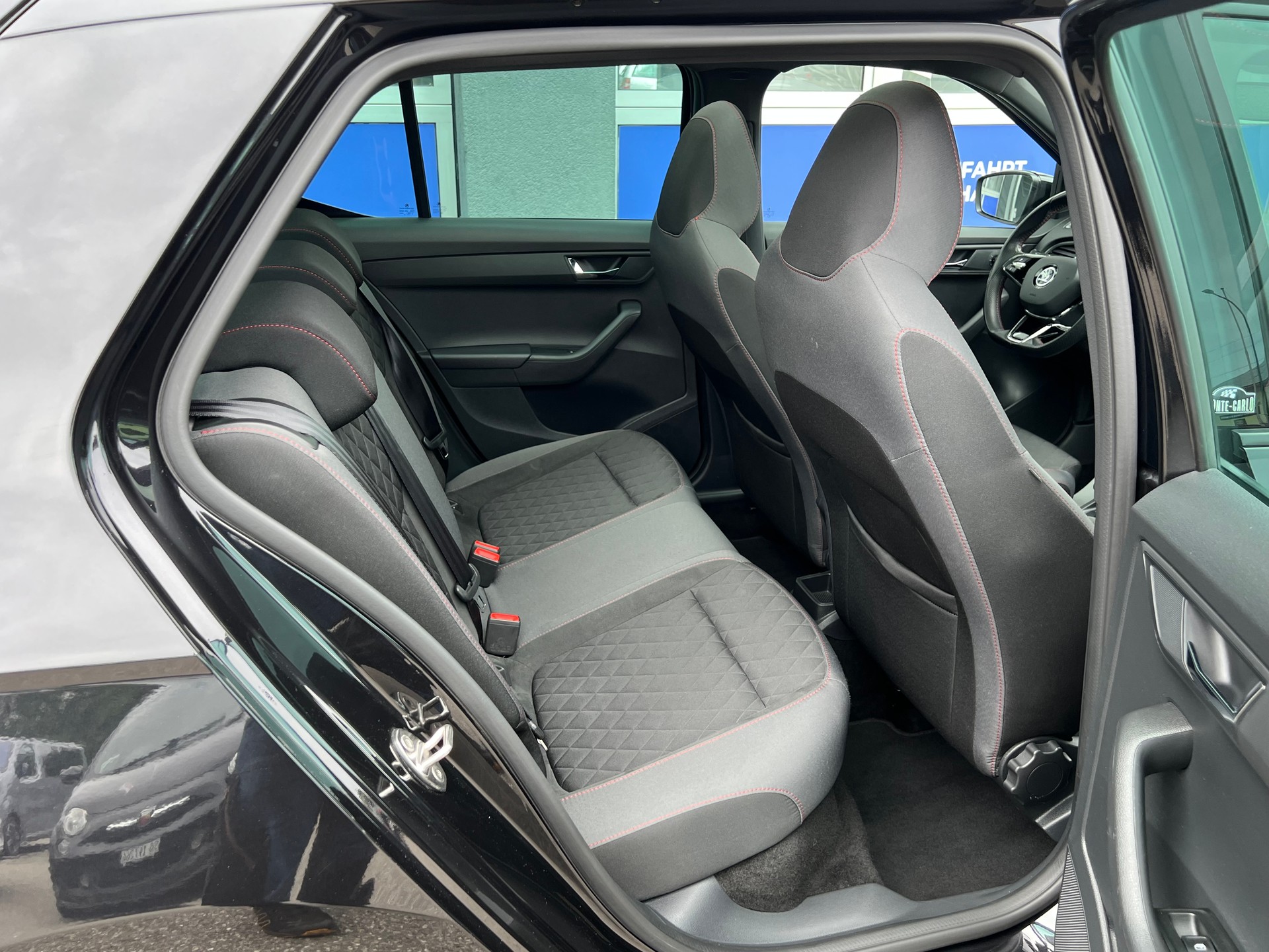 SKODA Fabia 1.0 TSI Monte Carlo DSG-image-12