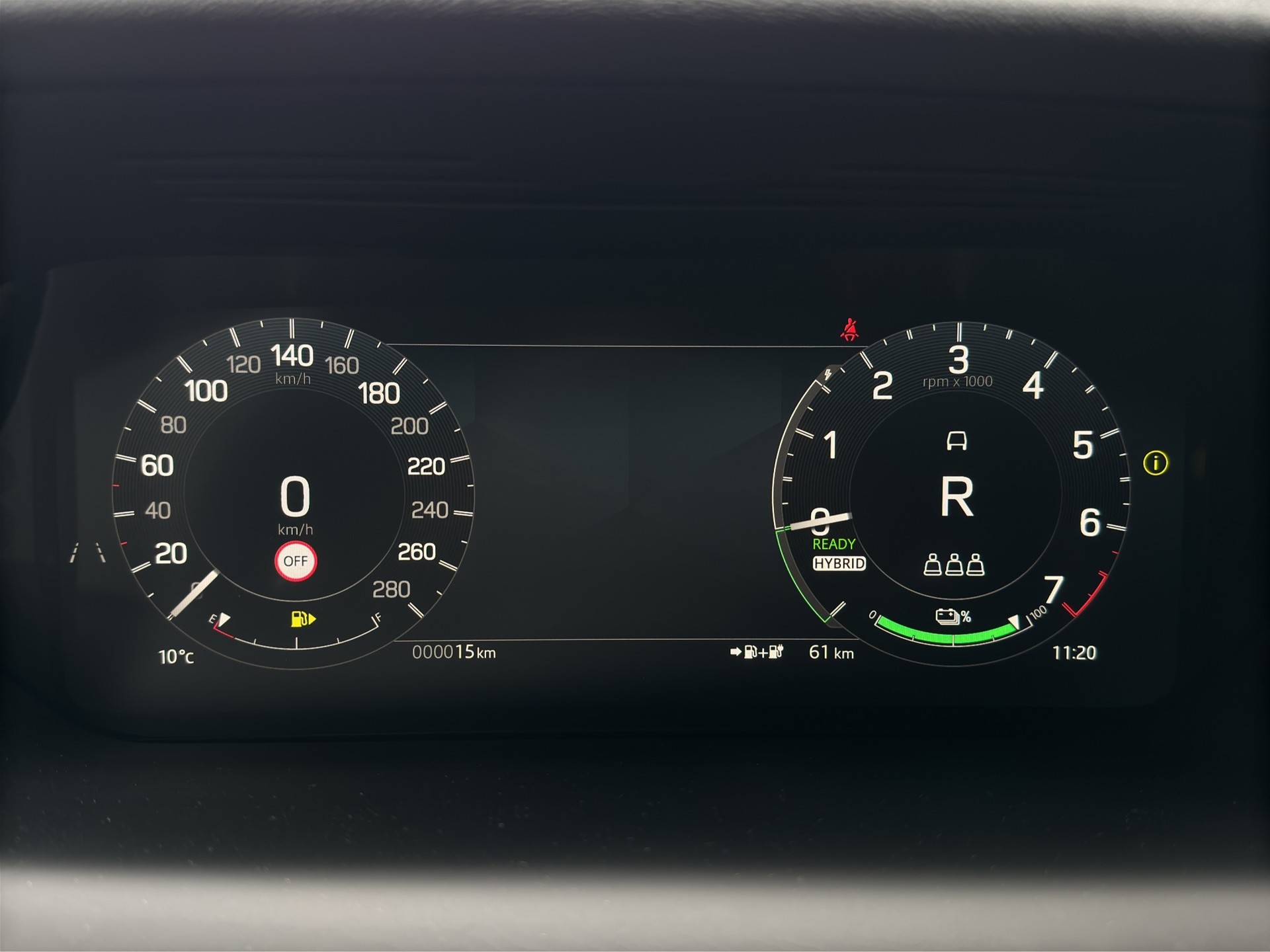 LAND ROVER Discovery Sport 1.5 T 270e Landmark-image-8