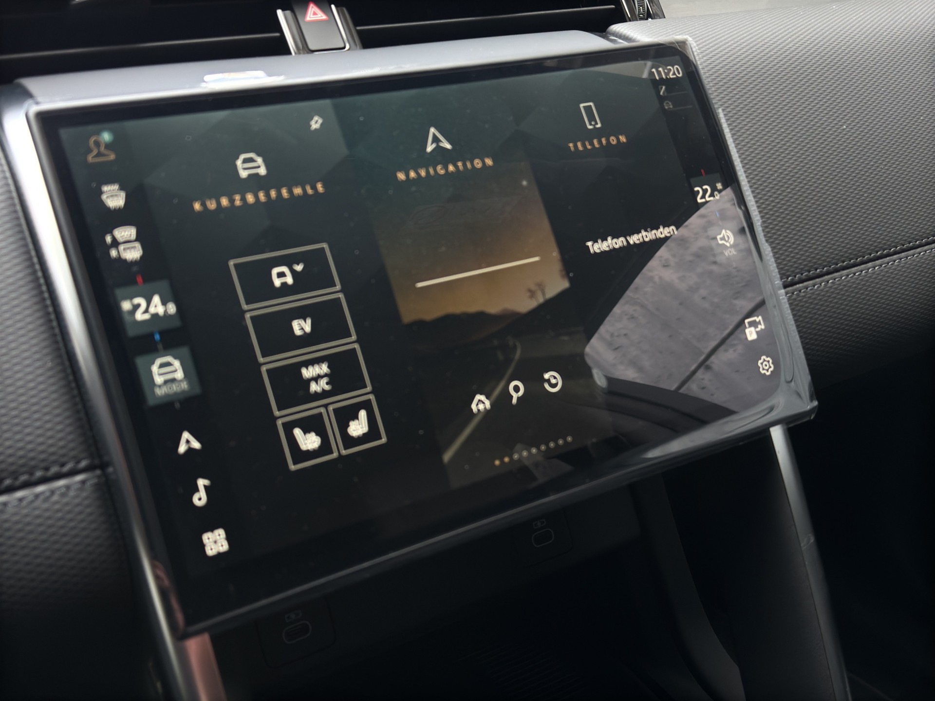 LAND ROVER Discovery Sport 1.5 T 270e Landmark-image-9