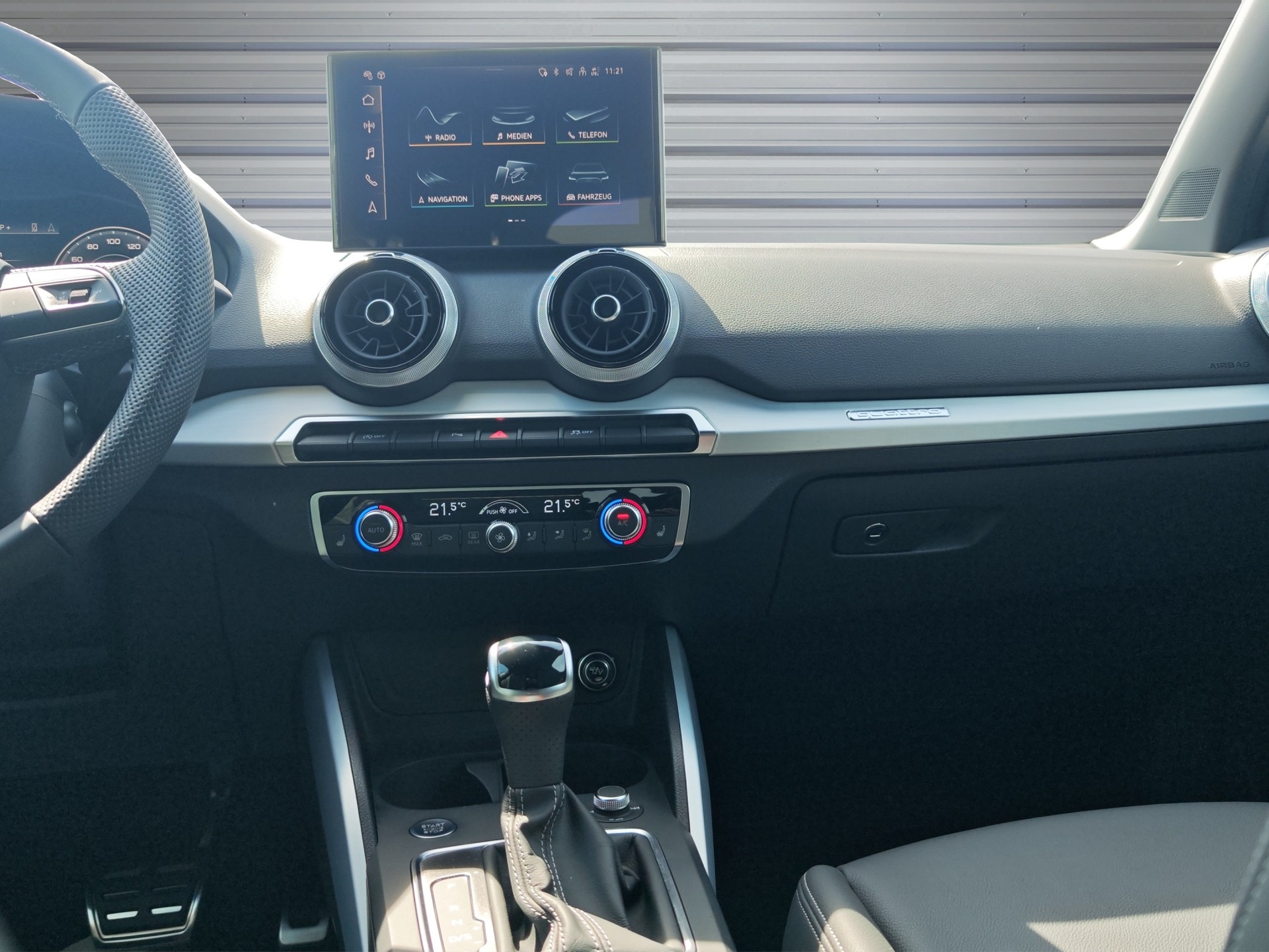 AUDI Q2 40 TFSI advanced Attraction quattro S-tronic-image-11
