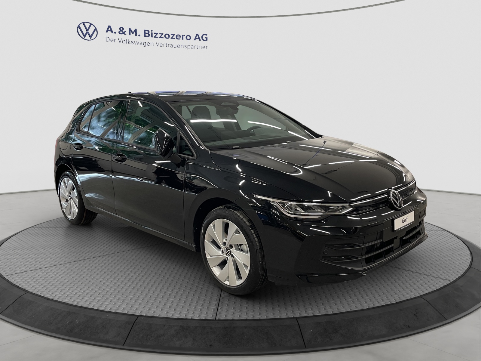 VW Golf 1.5 e TSI mHEV United DSG-image-6