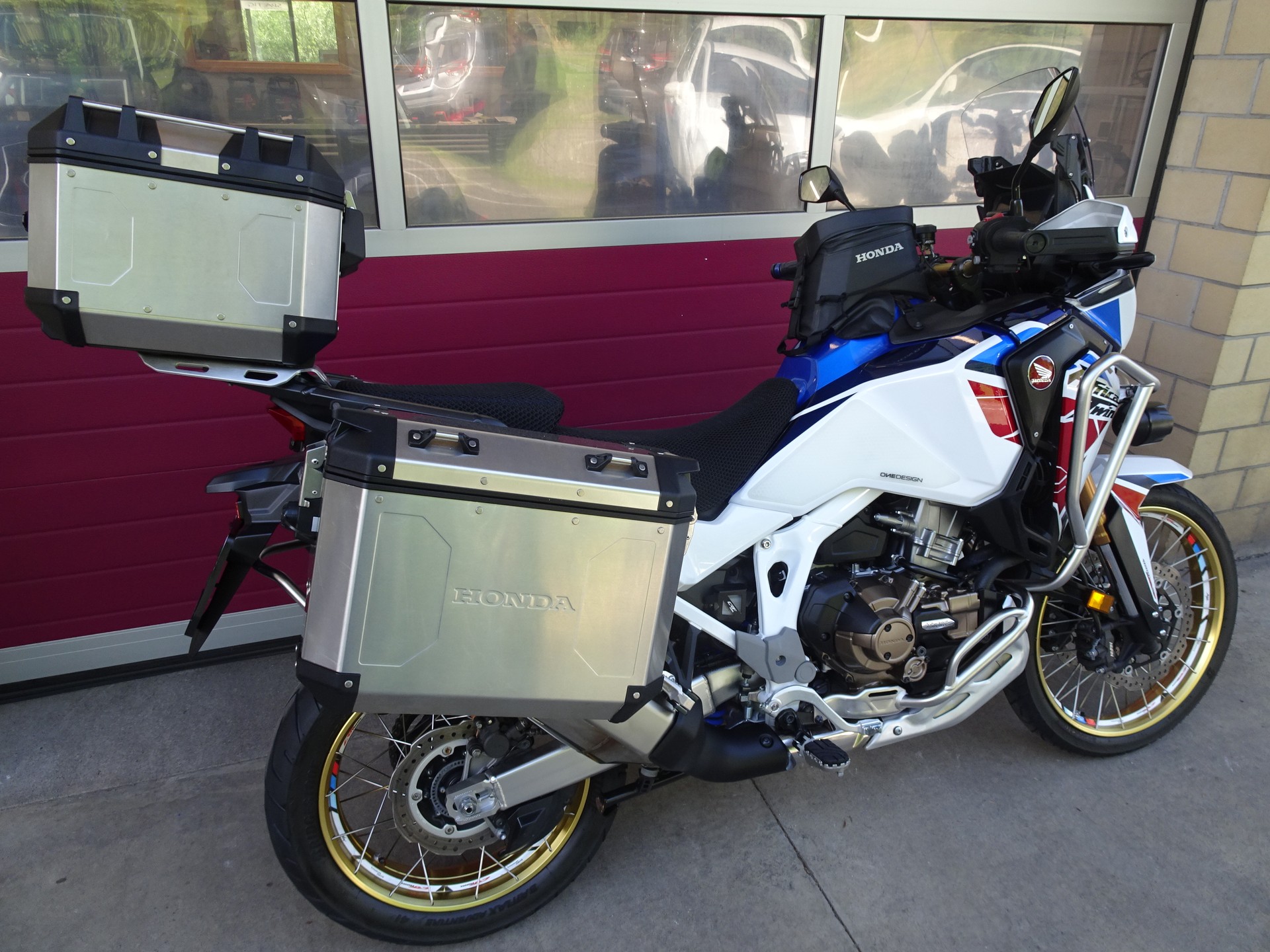 HONDA CRF 1100 DCT Africa Twin Adventure-showroom-element-3