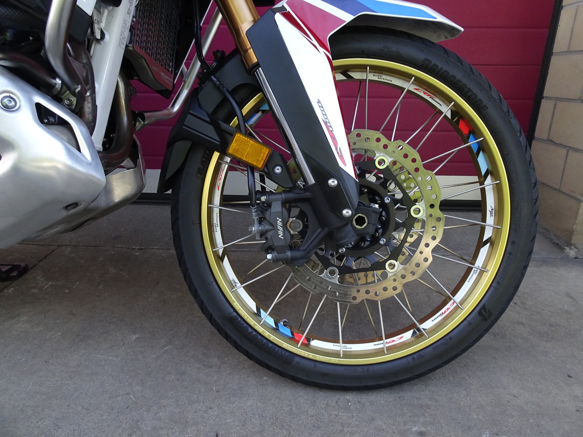 HONDA CRF 1100 DCT Africa Twin Adventure-showroom-element-1