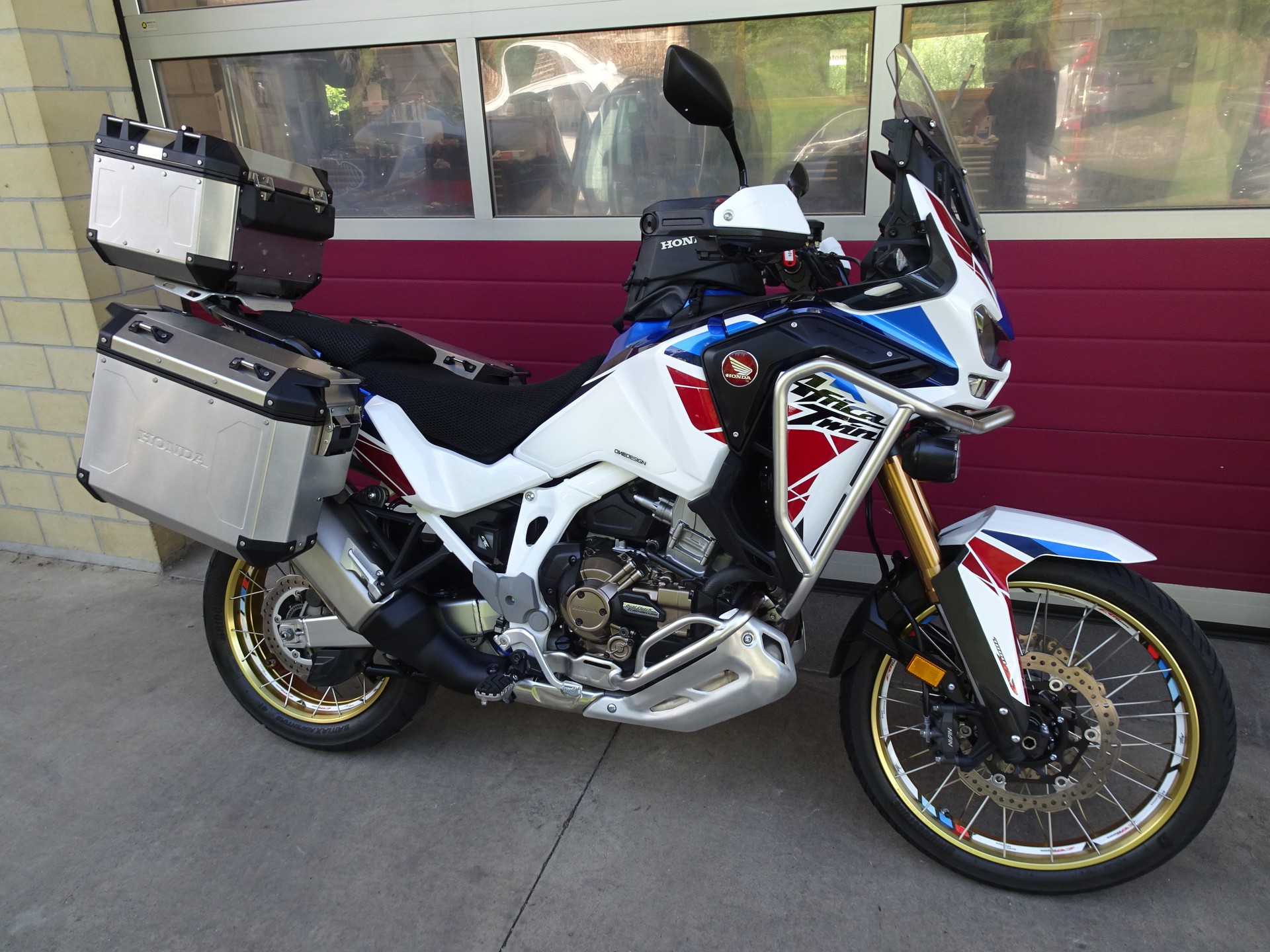 HONDA CRF 1100 DCT Africa Twin Adventure-showroom-element-2