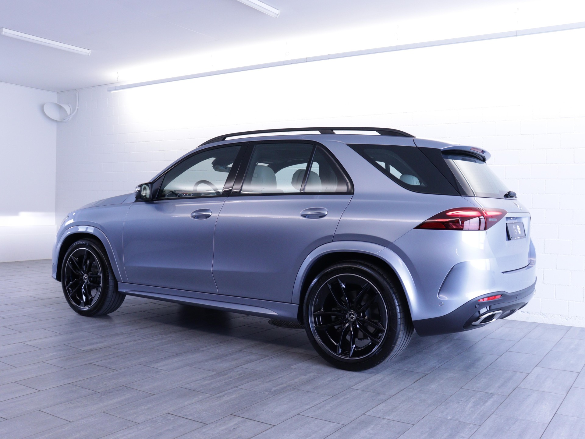 MERCEDES-BENZ GLE 450 d AMG Line 4matic-showroom-element-2