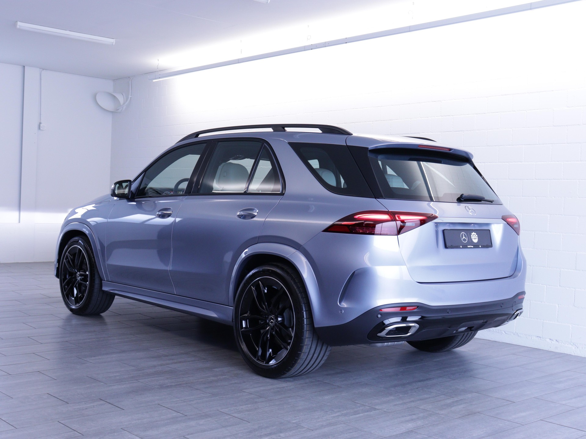 MERCEDES-BENZ GLE 450 d AMG Line 4matic-showroom-element-3