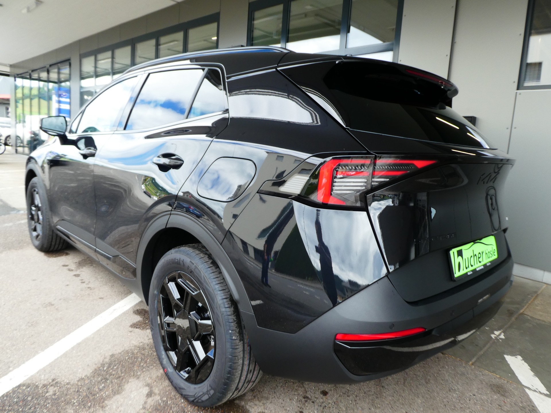 KIA Sportage 1.6T-GDi HEV Black Edition 4x4 A-image-6