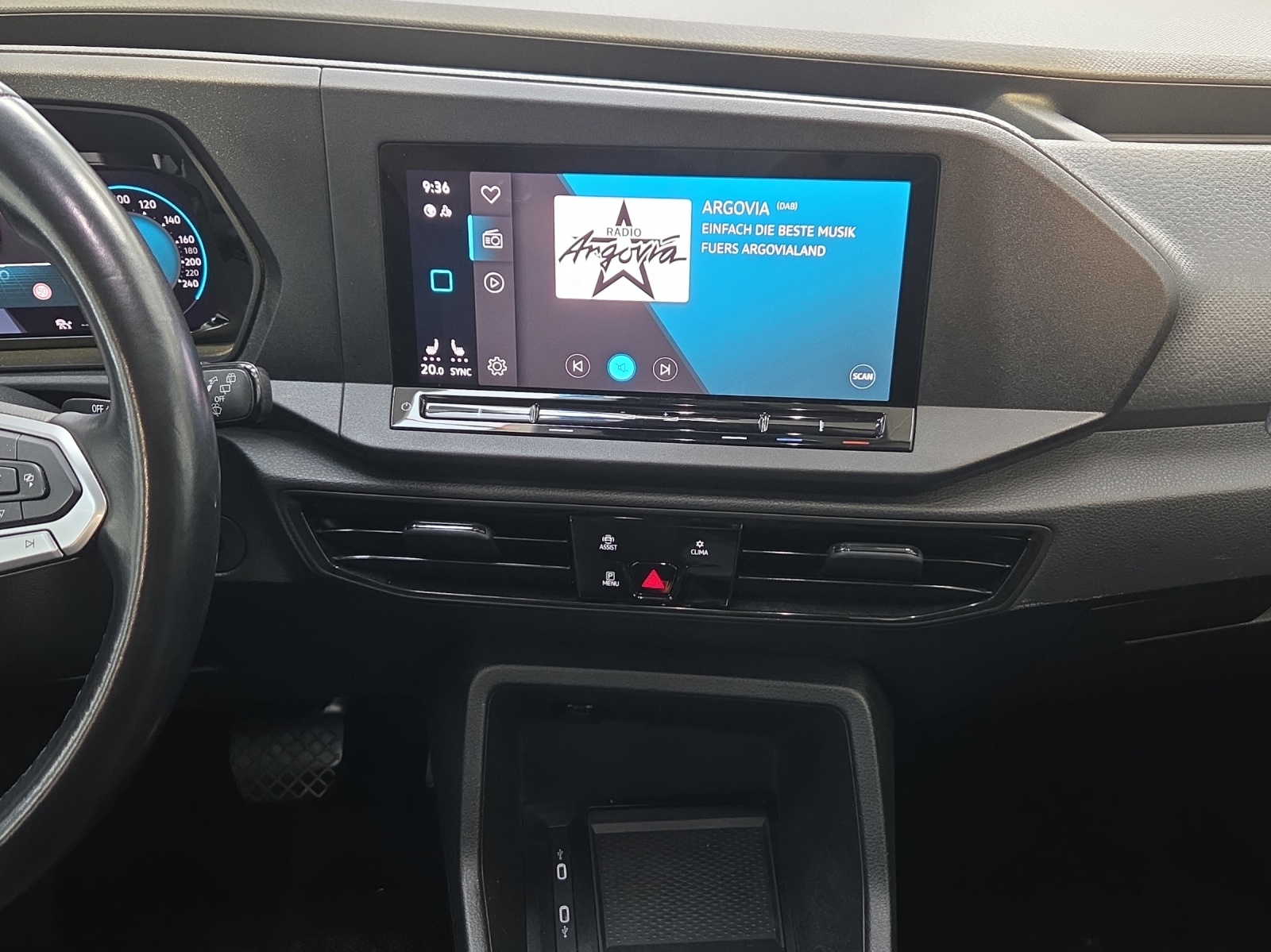 VW Caddy 2.0 TDI Liberty DSG-image-10