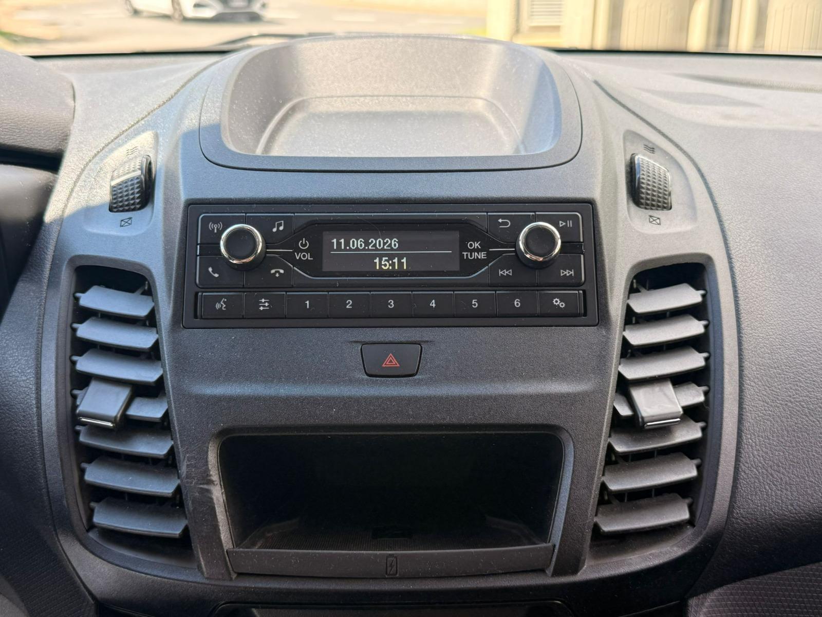 FORD Transit Connect Van T230 DCIV 1.5 EcoBlue Ambi. A-image-21