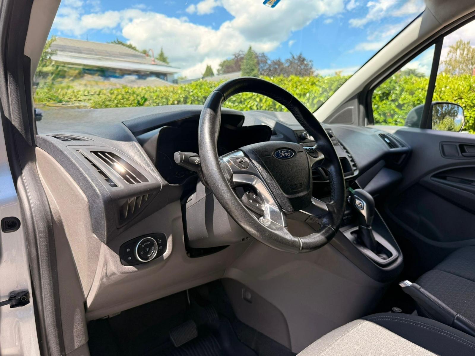 FORD Transit Connect Van T230 DCIV 1.5 EcoBlue Ambi. A-image-13