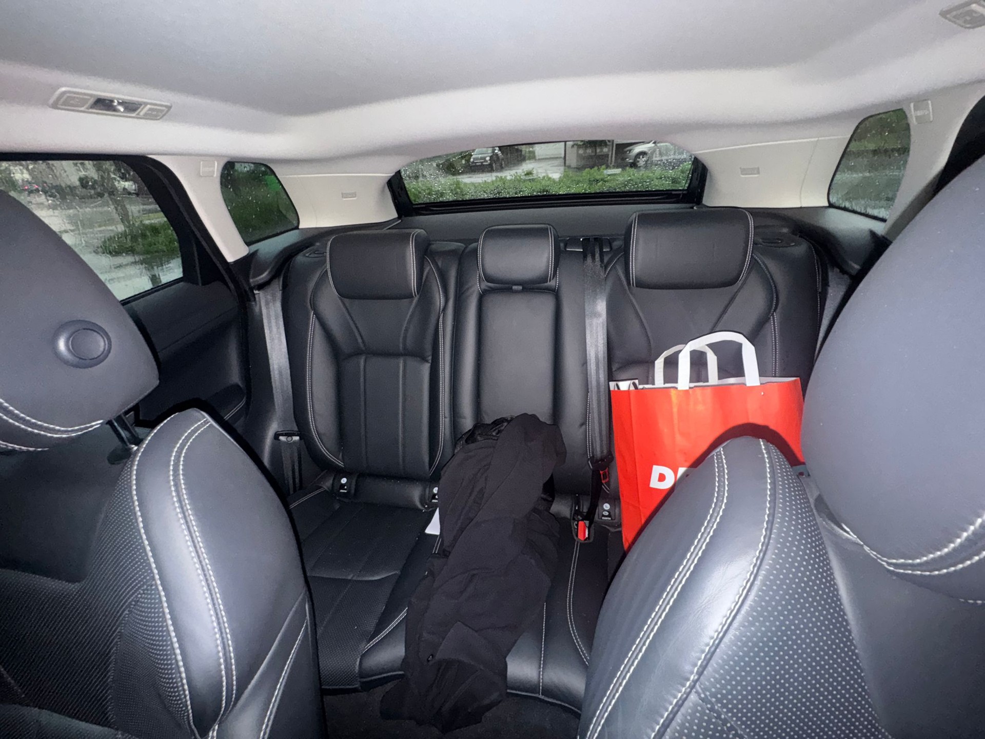 LAND ROVER 2.0 TD4 HSE Dynamic-image-2