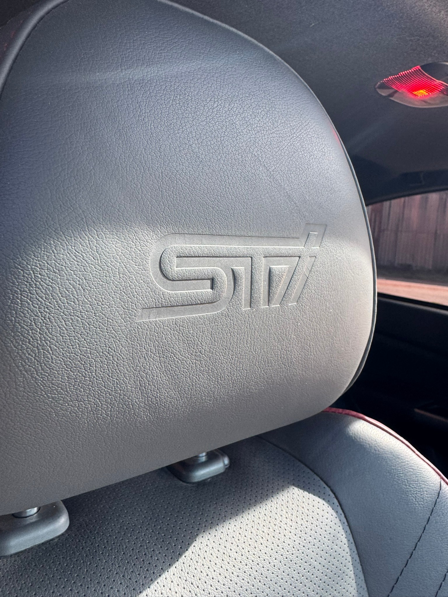 SUBARU WRX 2.5 Turbo 4WD STI Luxury S-image-14