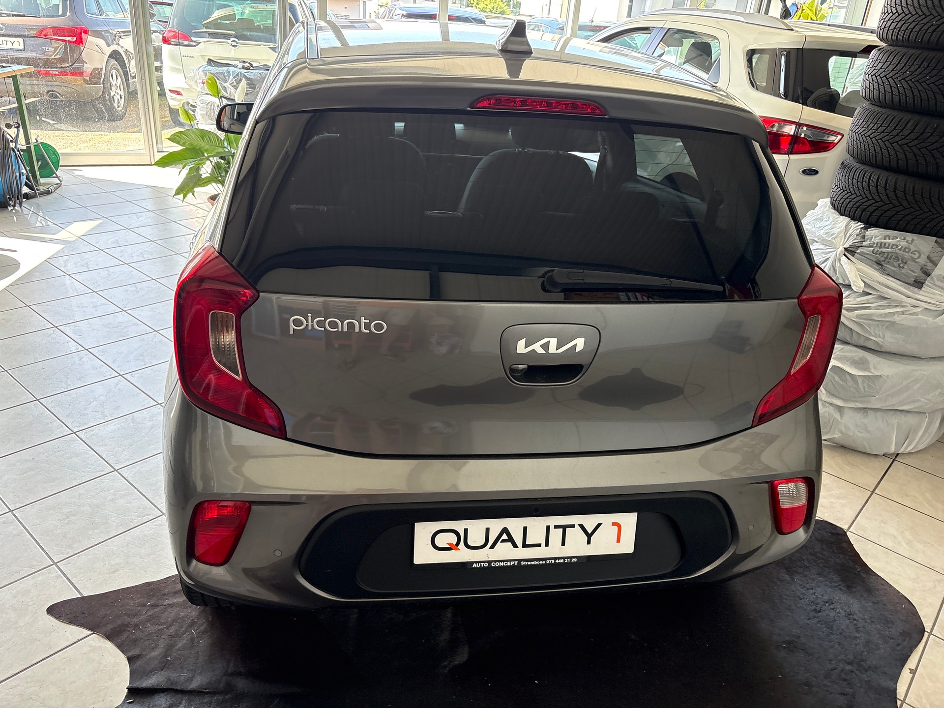 KIA Picanto 1.0 CVVT First Edition AMT-image-3
