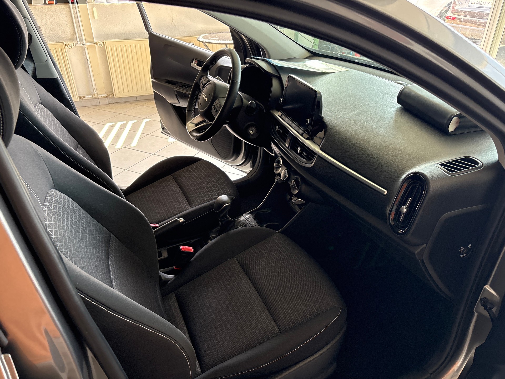 KIA Picanto 1.0 CVVT First Edition AMT-image-7