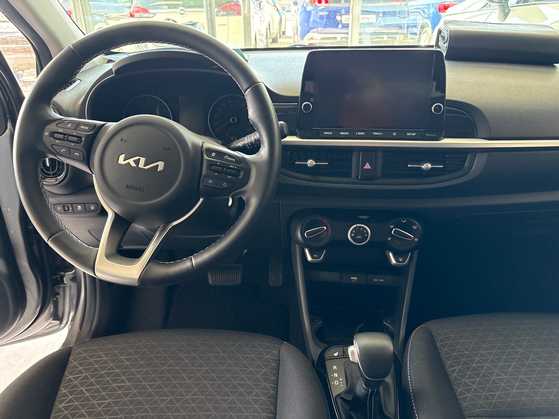 KIA Picanto 1.0 CVVT First Edition AMT-image-8