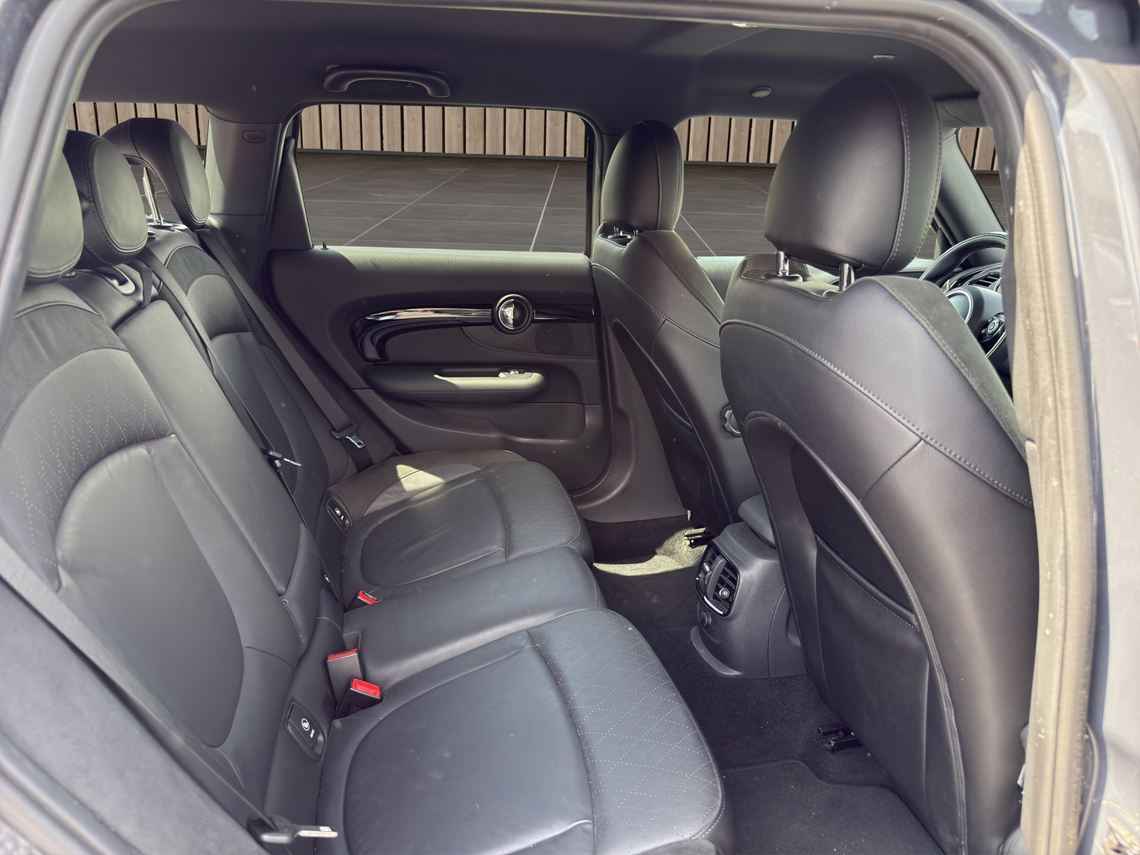 MINI Clubman Cooper SD-image-9