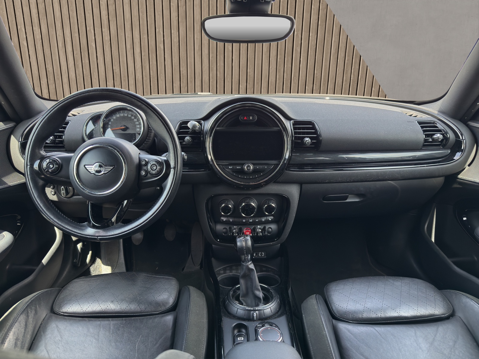 MINI Clubman Cooper SD-image-5