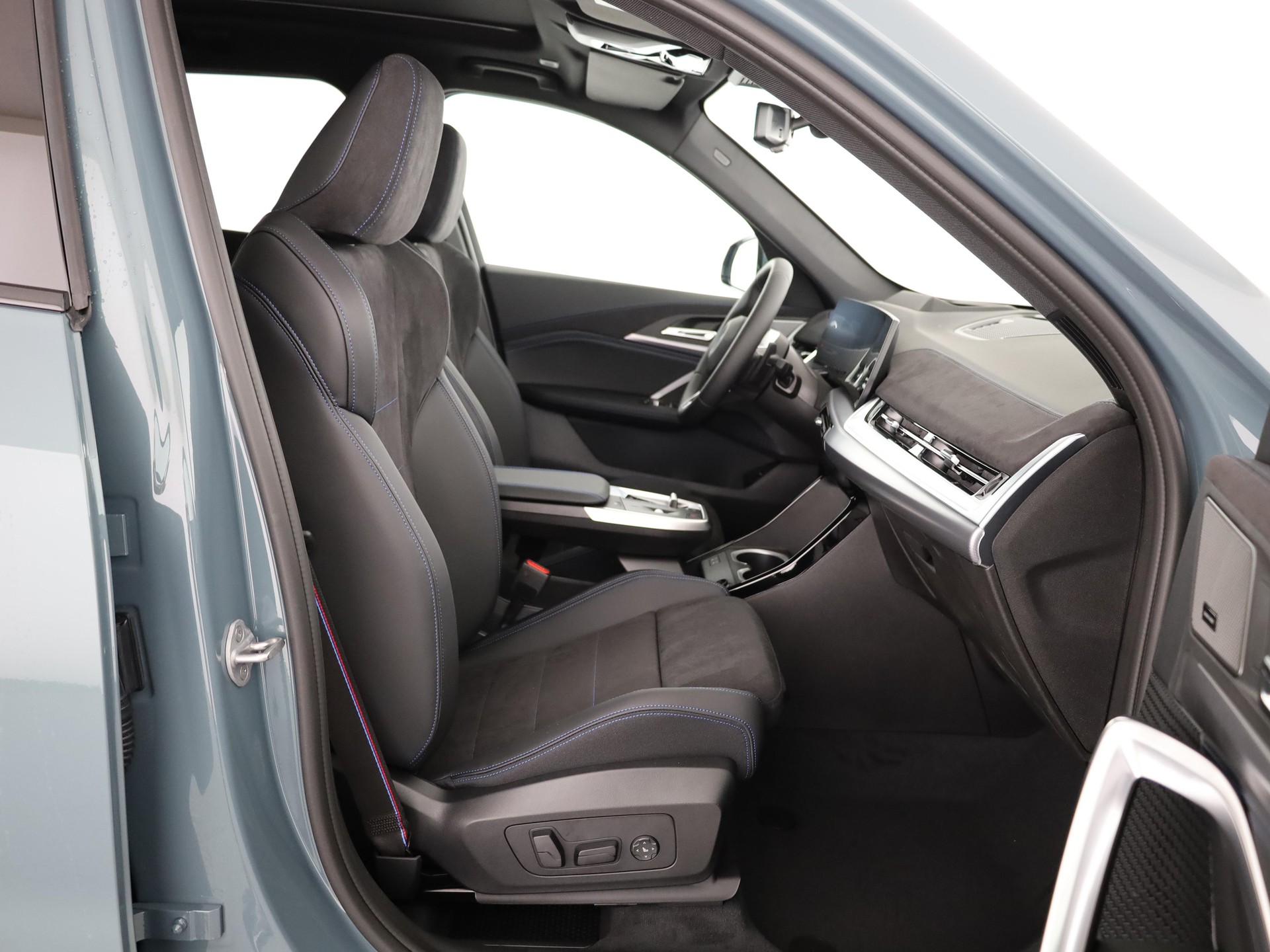 BMW X1 23d xDrive paddles-image-15