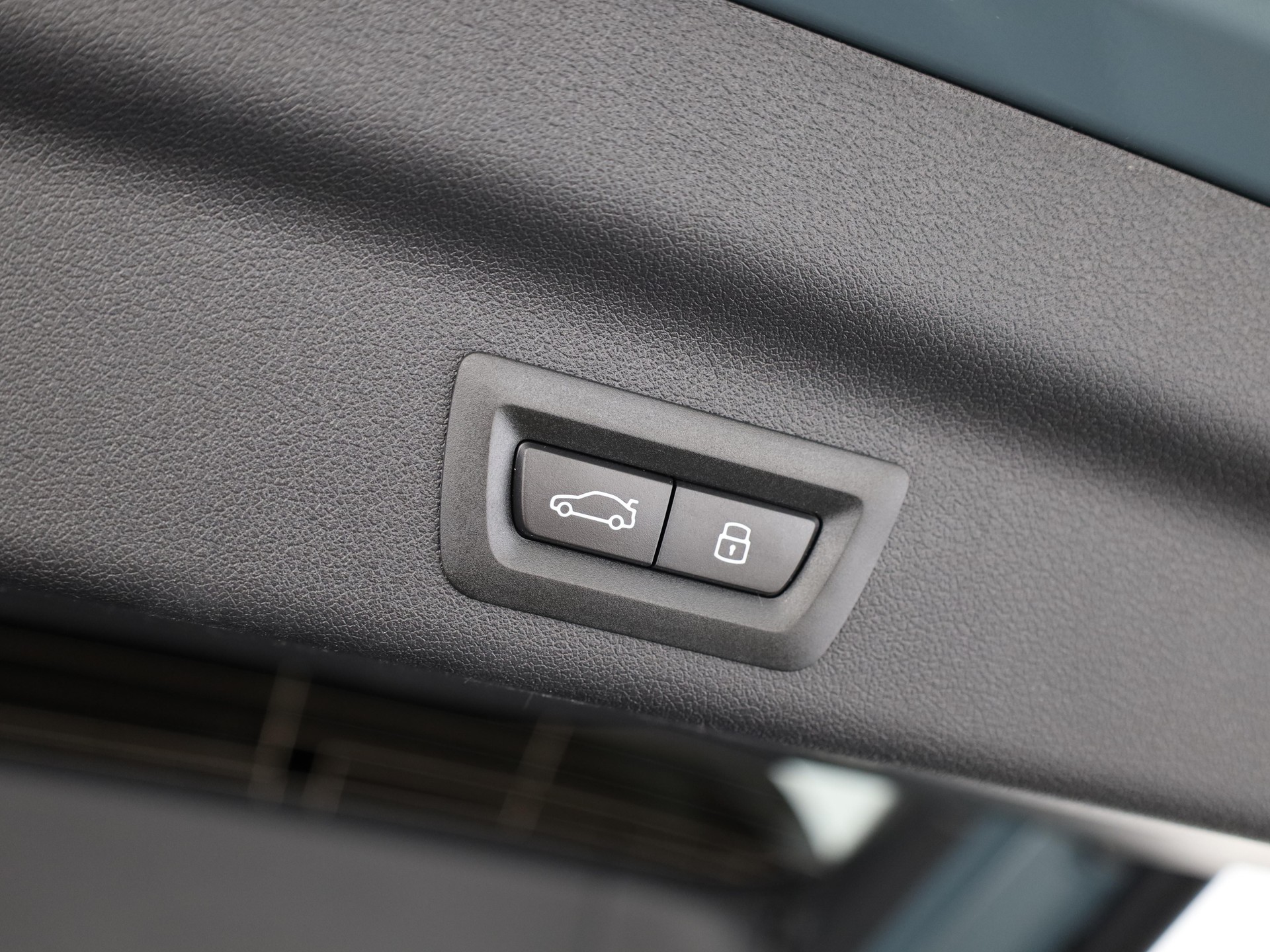BMW X1 23d xDrive paddles-image-7