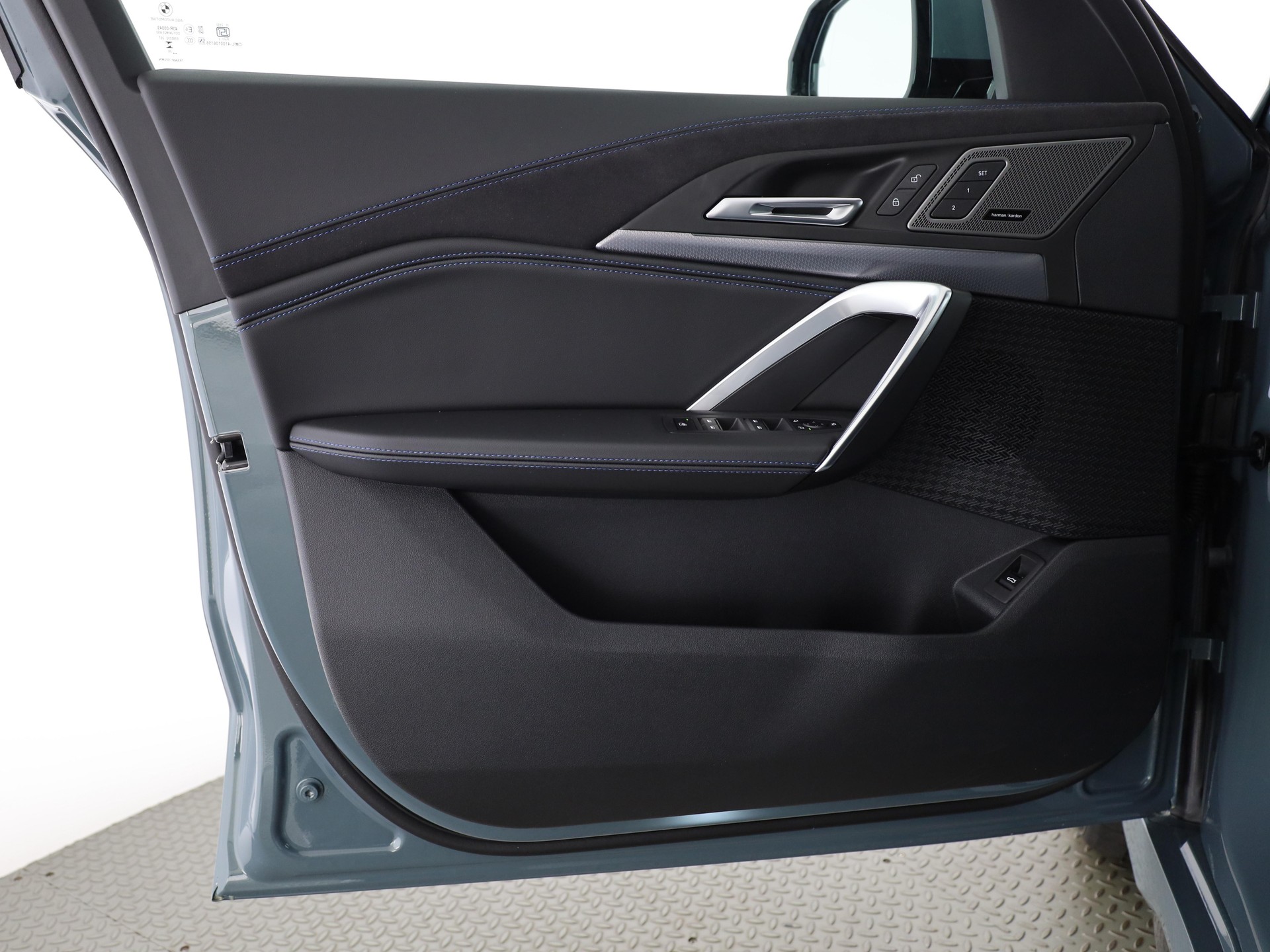 BMW X1 23d xDrive paddles-image-9