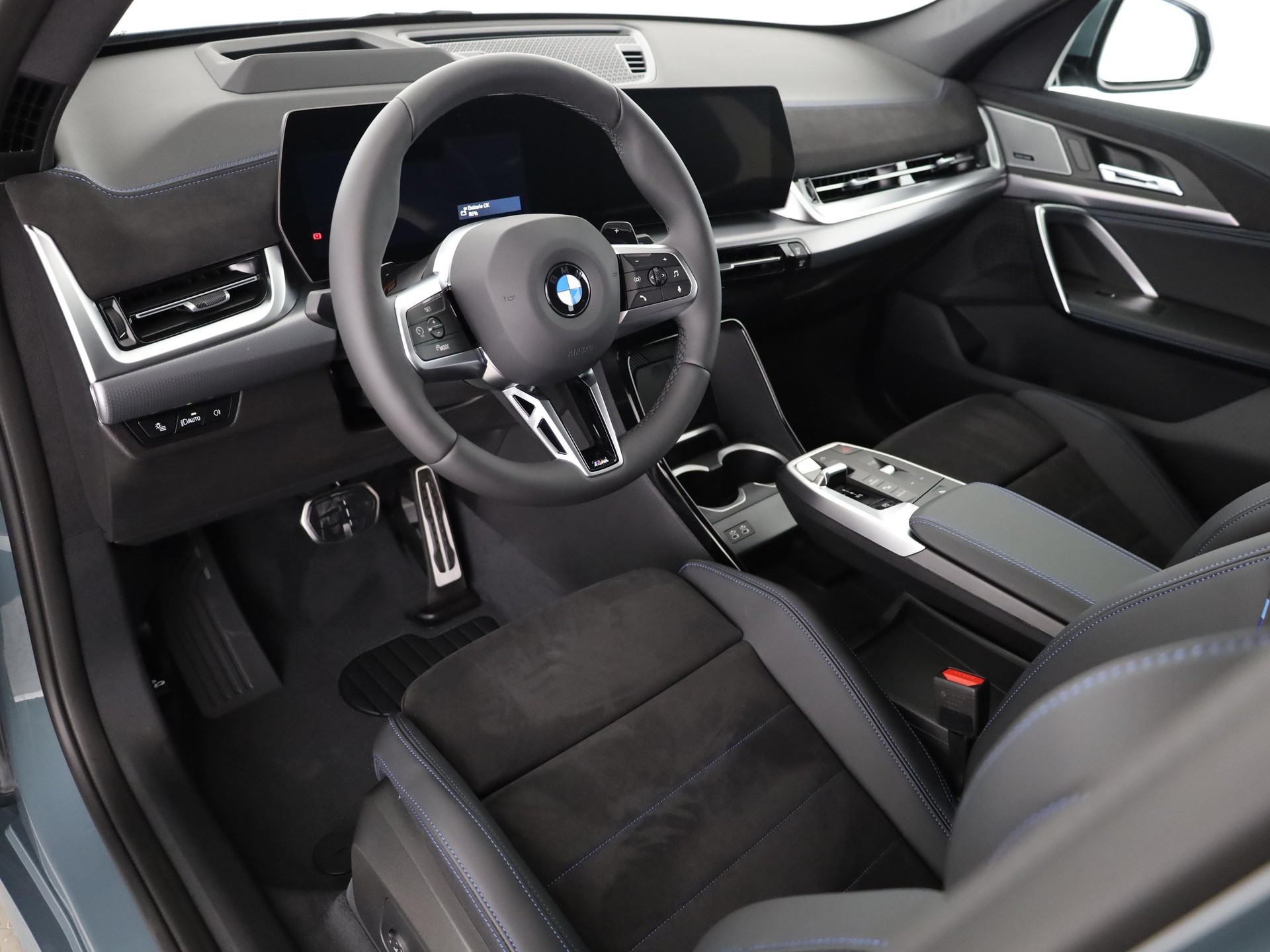 BMW X1 23d xDrive paddles-image-8