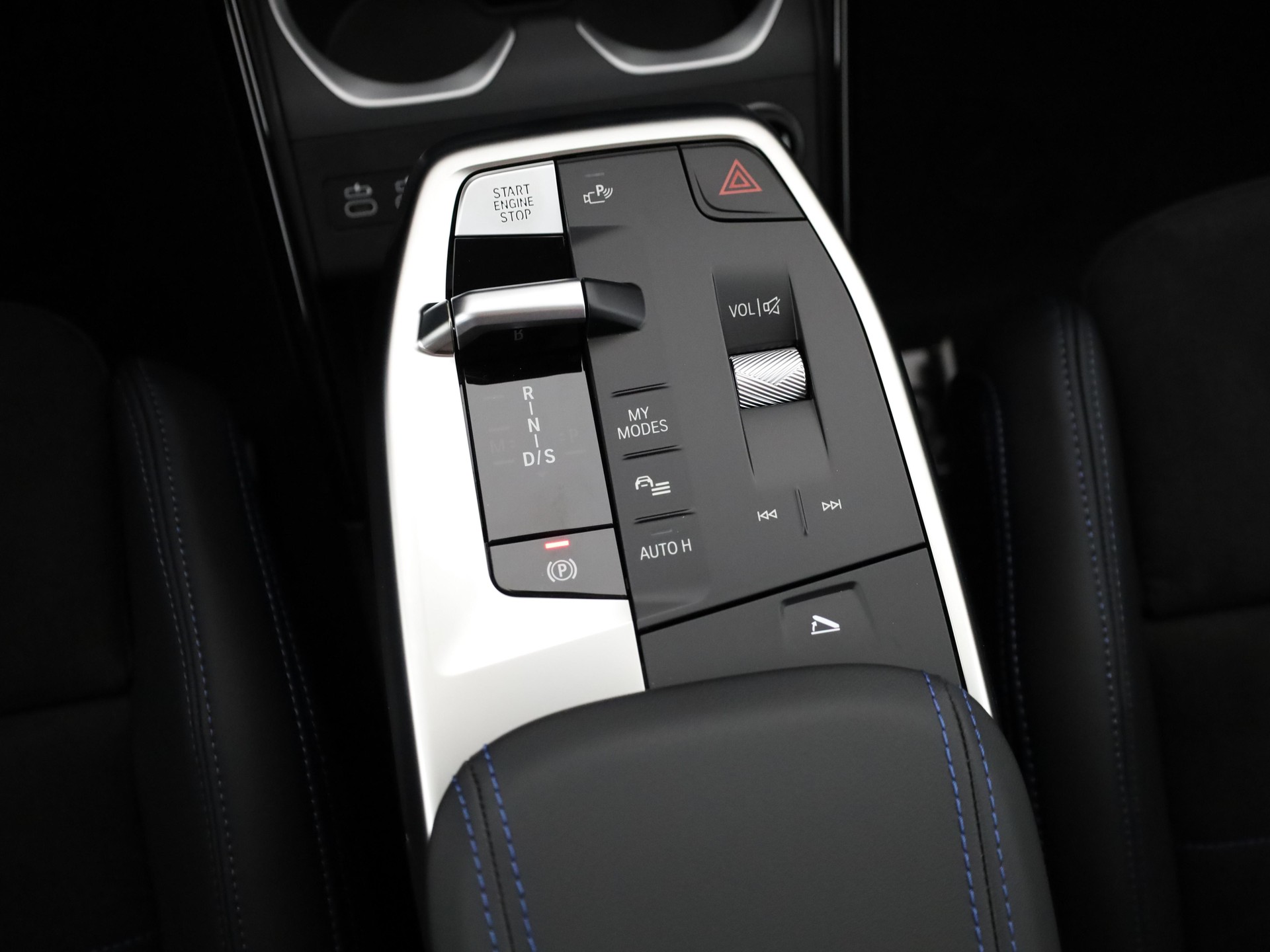 BMW X1 23d xDrive paddles-image-16