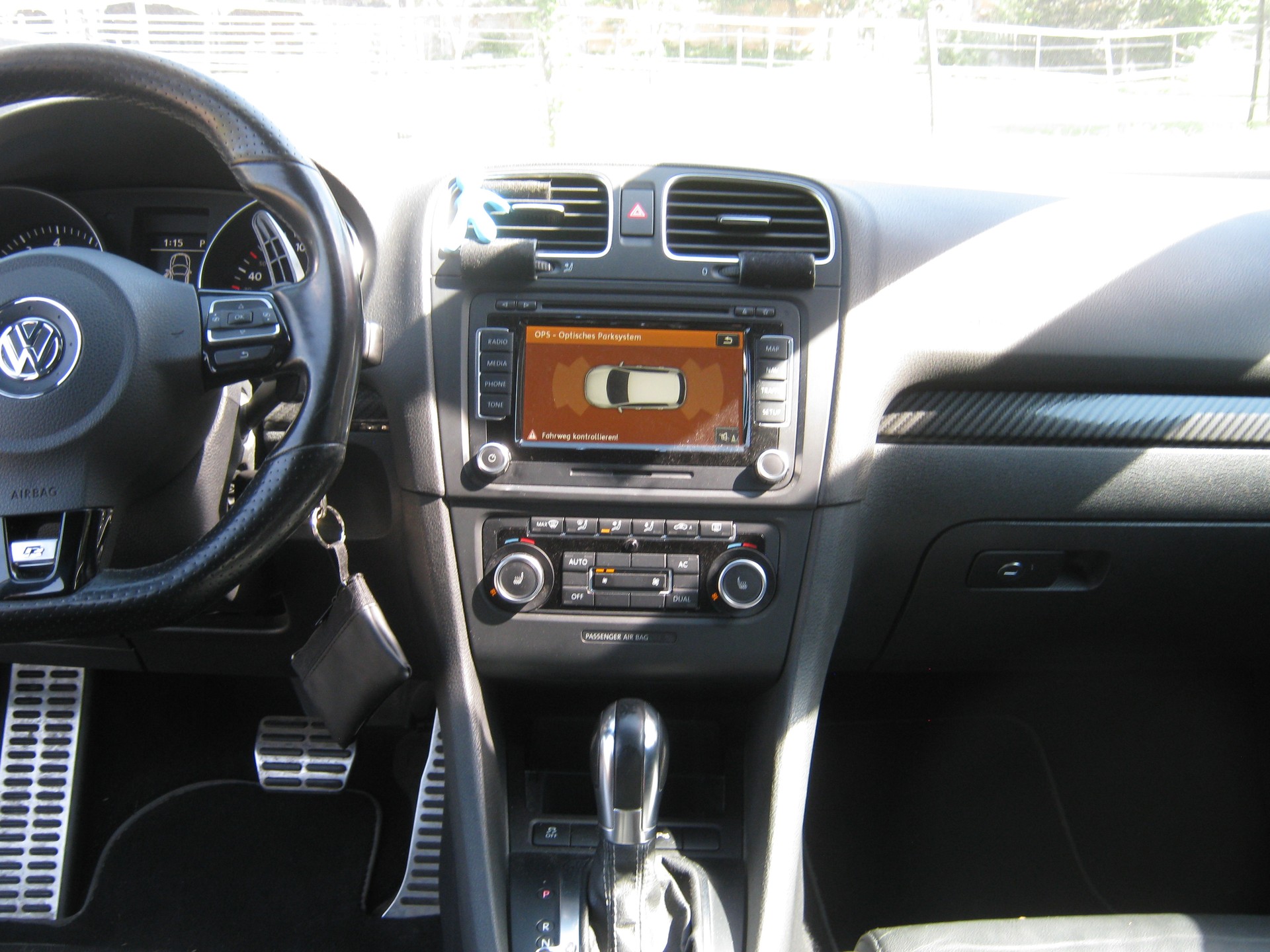 VW R-image-3