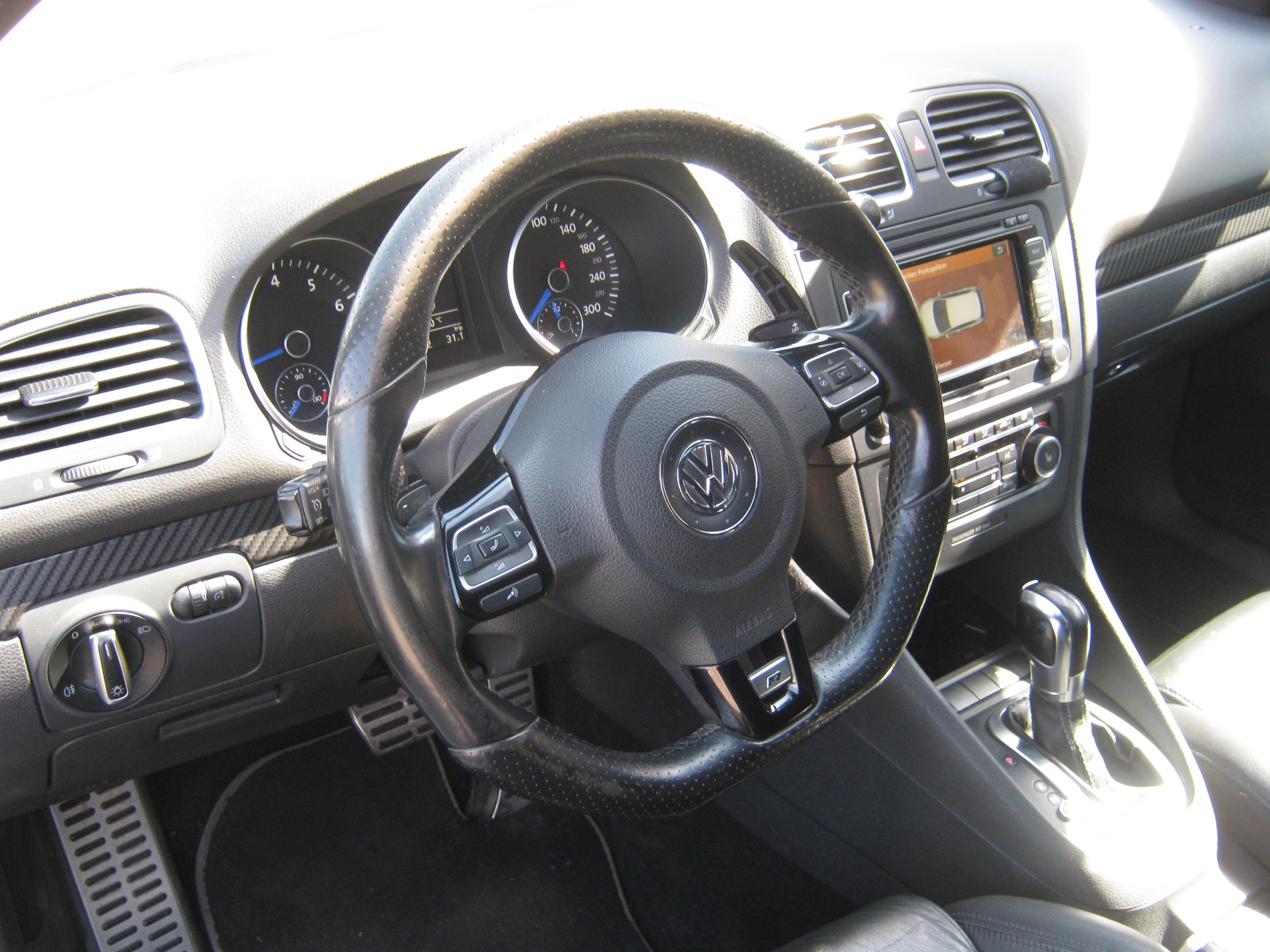 VW R-image-4