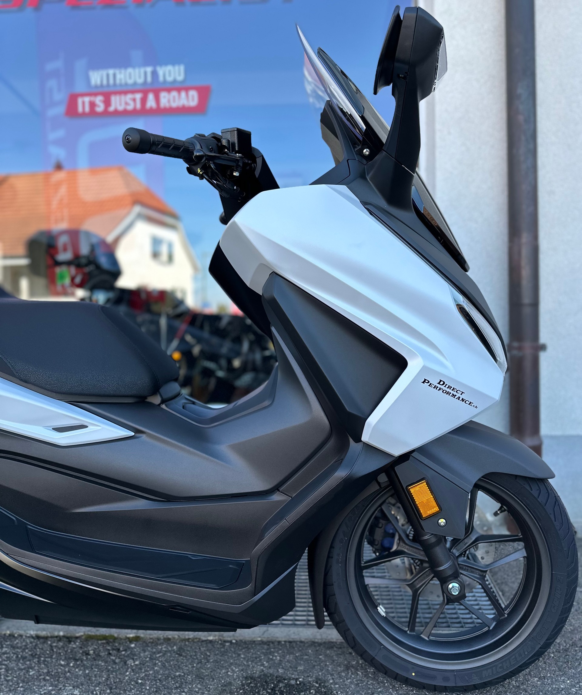HONDA Forza 125 Smart Top Box 2026-image-4