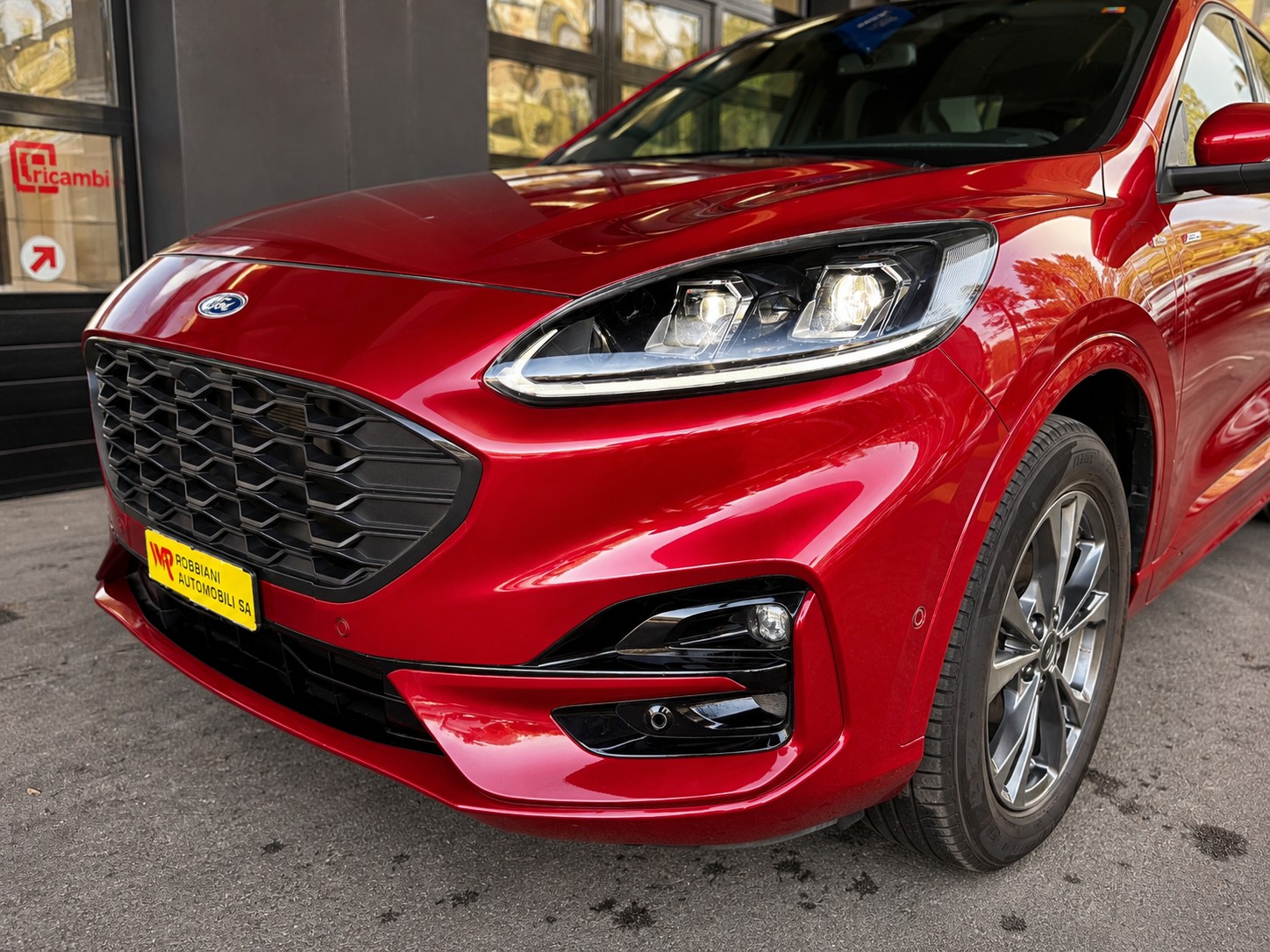 FORD Kuga 2.5 PHEV ST-Line X-image-5