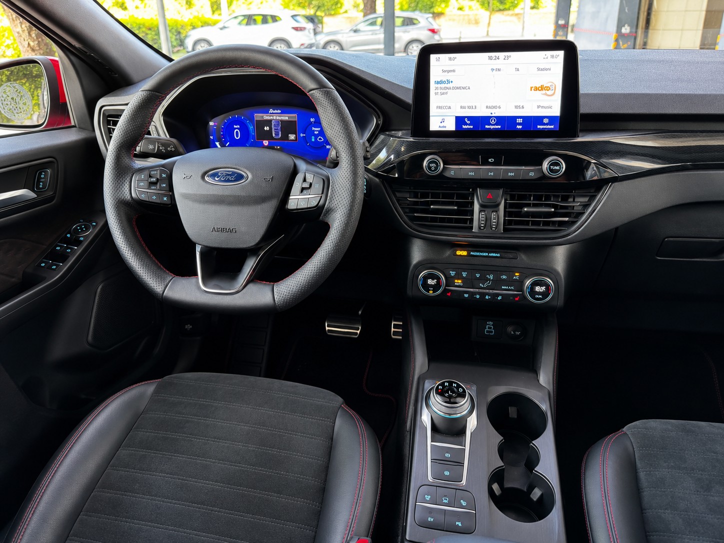 FORD Kuga 2.5 PHEV ST-Line X-image-9