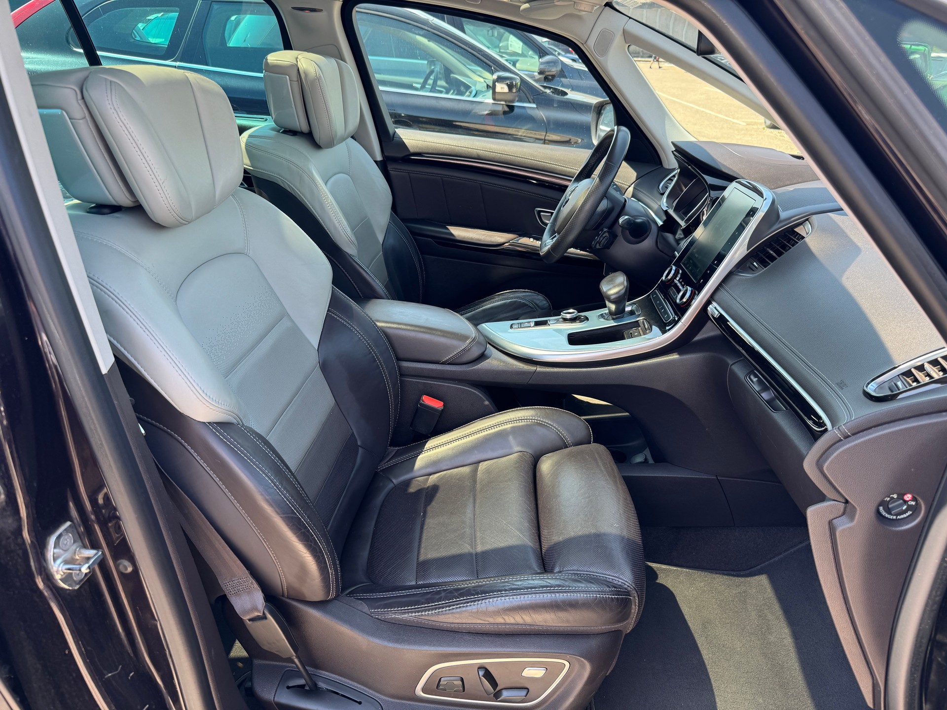 RENAULT Espace 1.6 TCe Initiale EDC-image-8