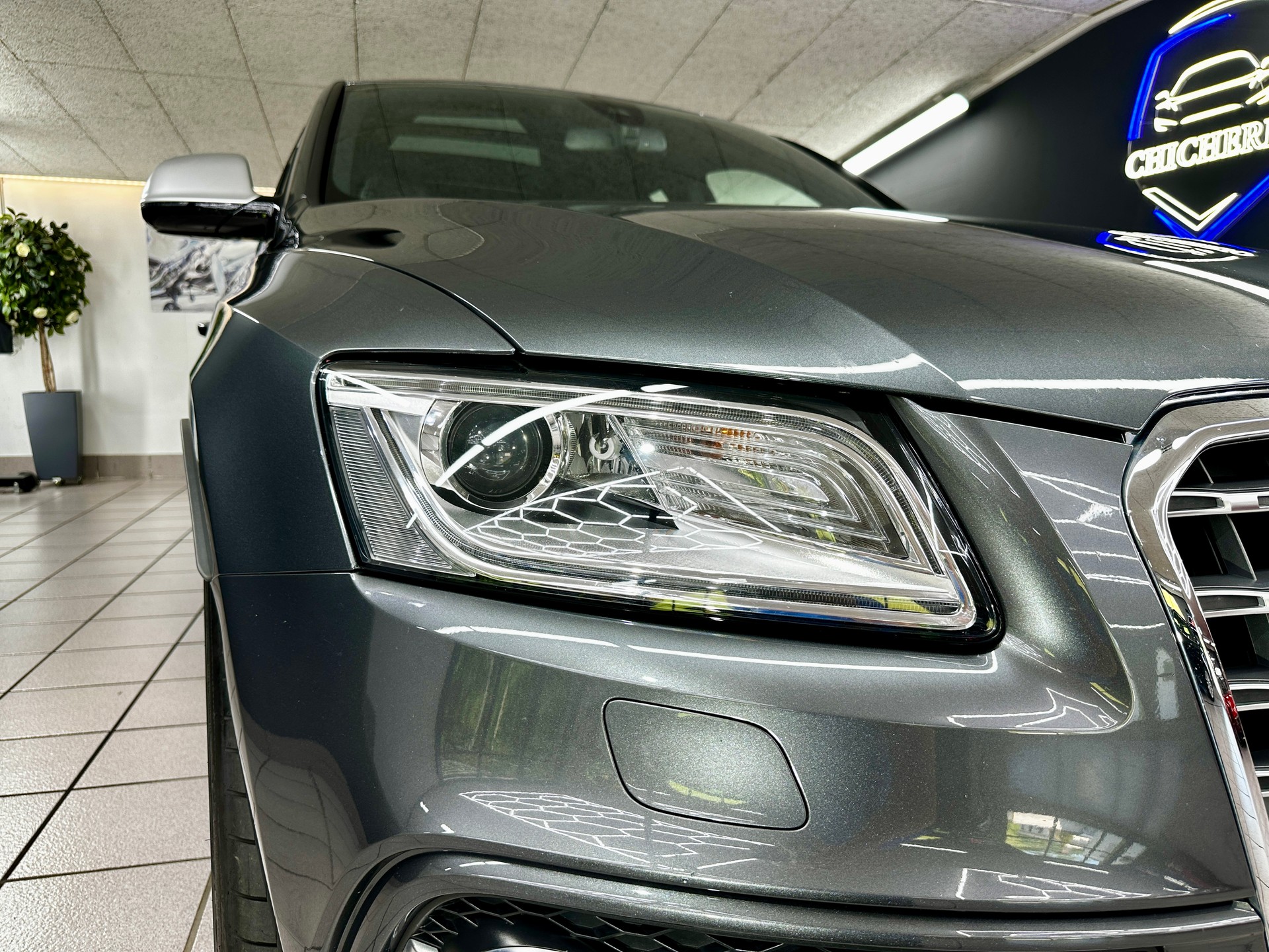 AUDI SQ5 3.0 TDI quattro tiptronic-image-8