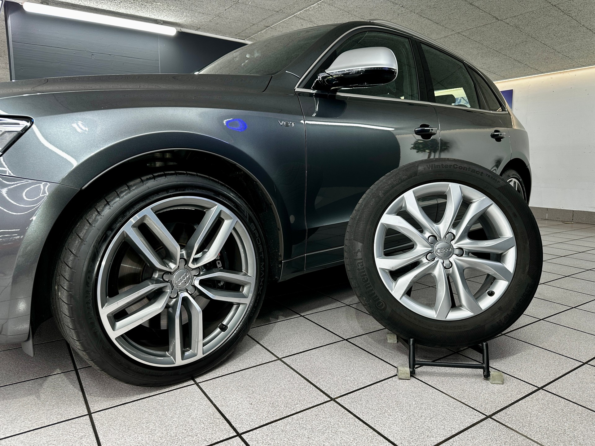 AUDI SQ5 3.0 TDI quattro tiptronic-image-12
