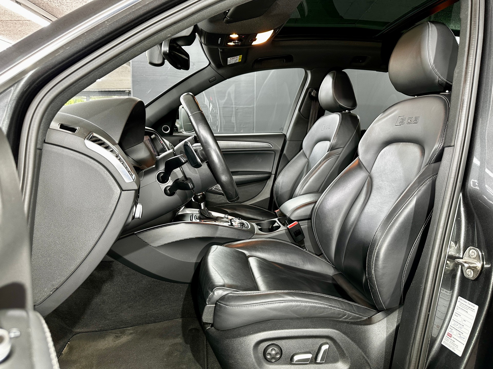 AUDI SQ5 3.0 TDI quattro tiptronic-image-16