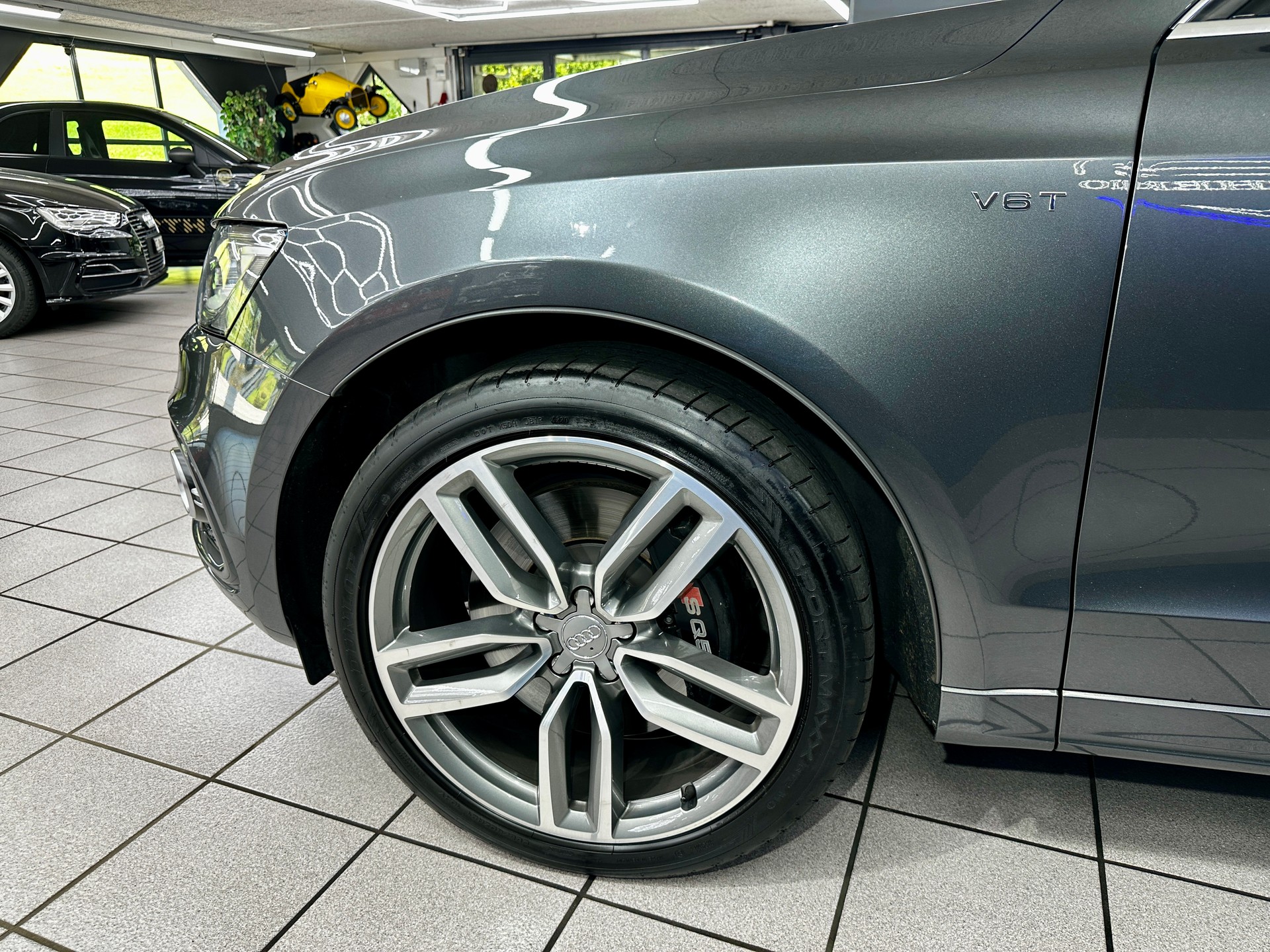 AUDI SQ5 3.0 TDI quattro tiptronic-image-11