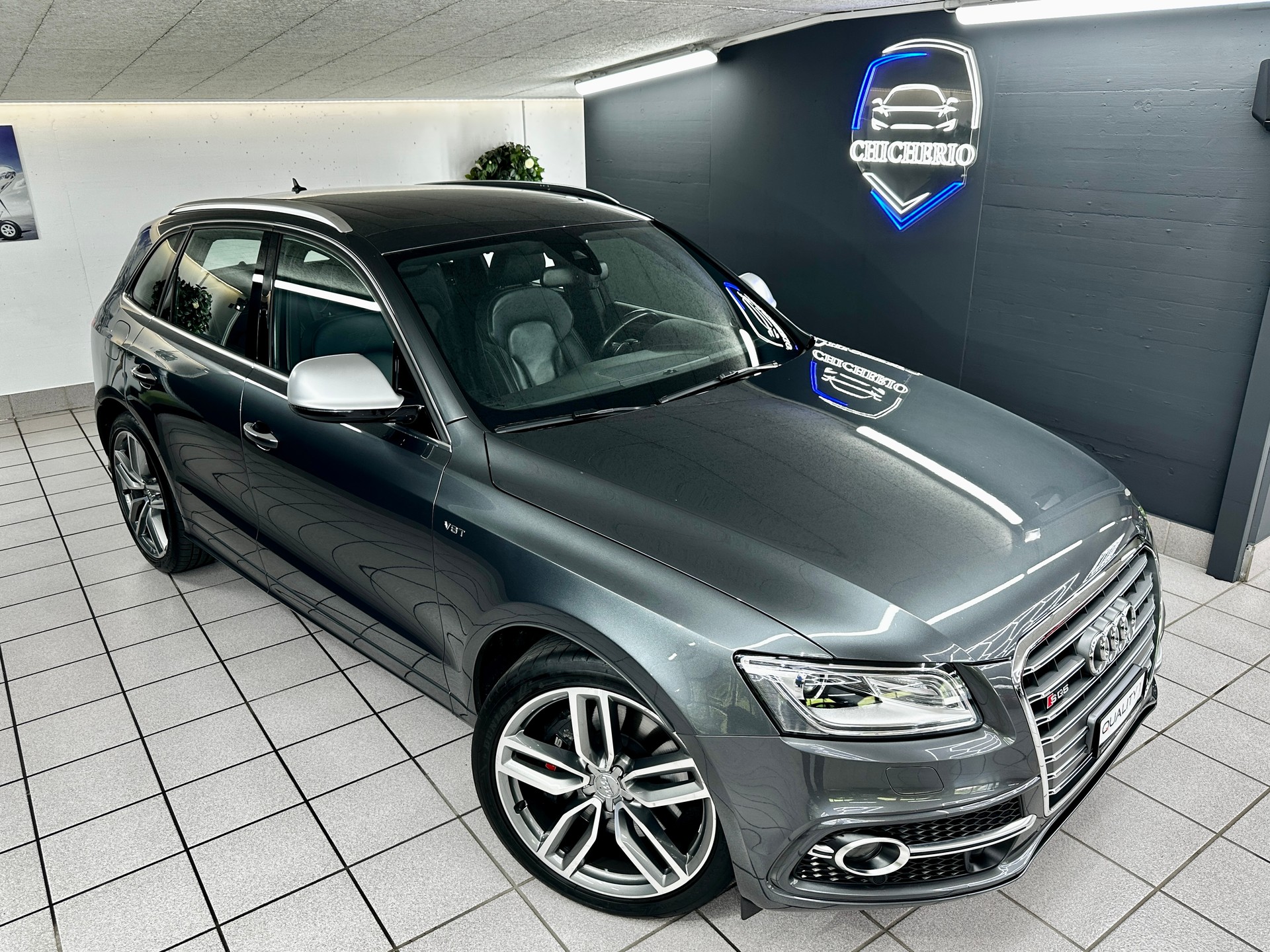 AUDI SQ5 3.0 TDI quattro tiptronic-image-1