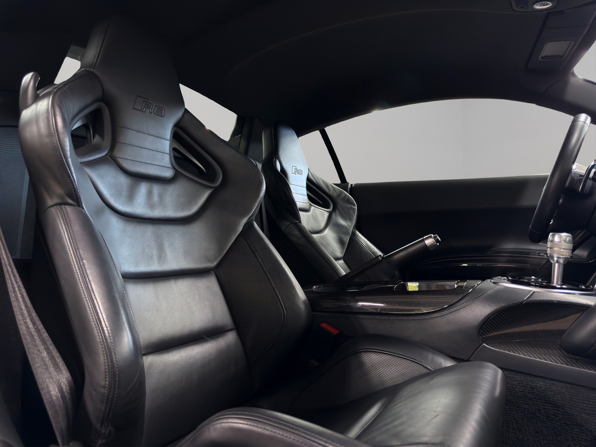 AUDI R8 Coupé 5.2 S-Tronic Capristo-image-14
