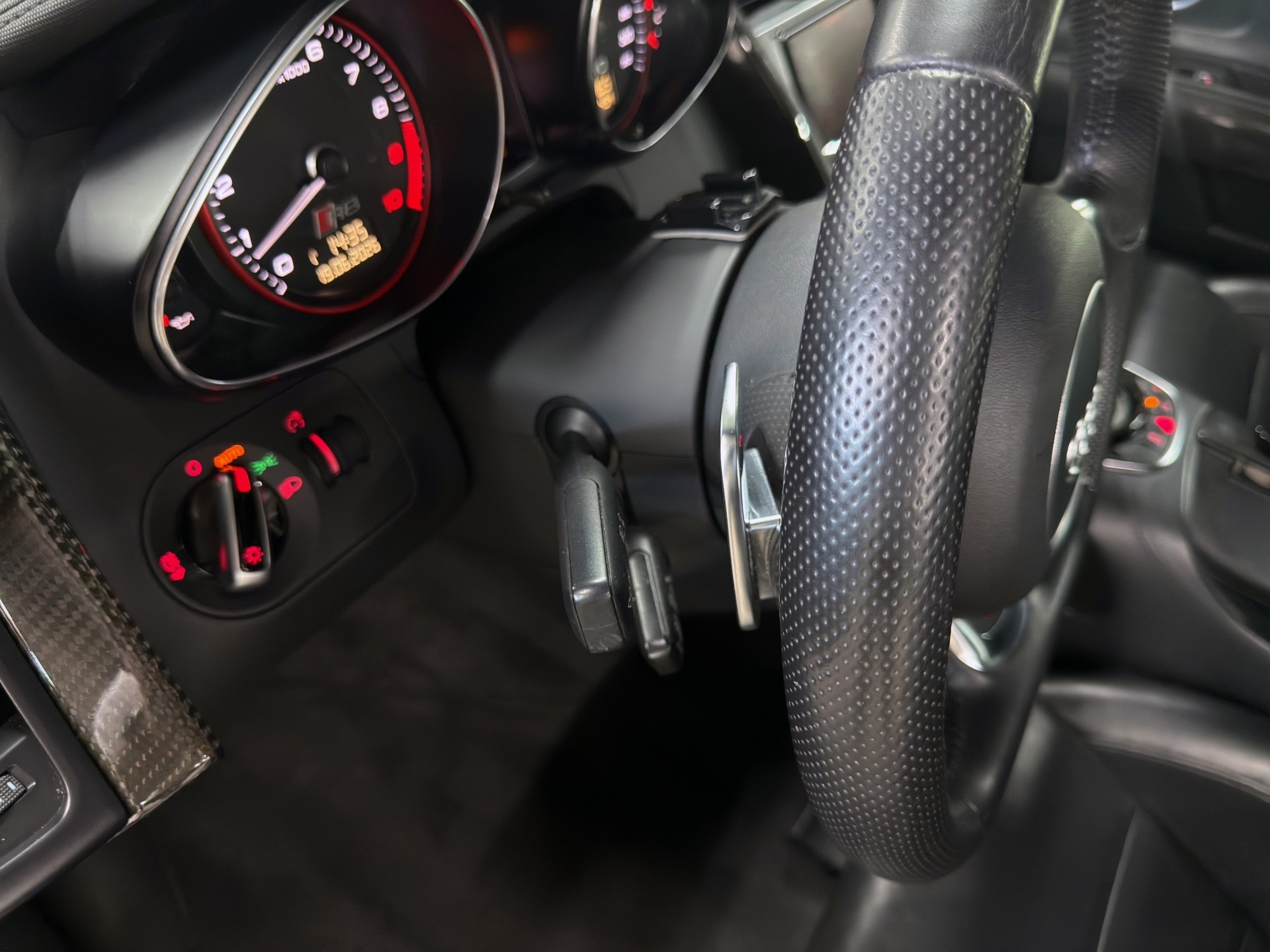 AUDI R8 Coupé 5.2 S-Tronic Capristo-image-27