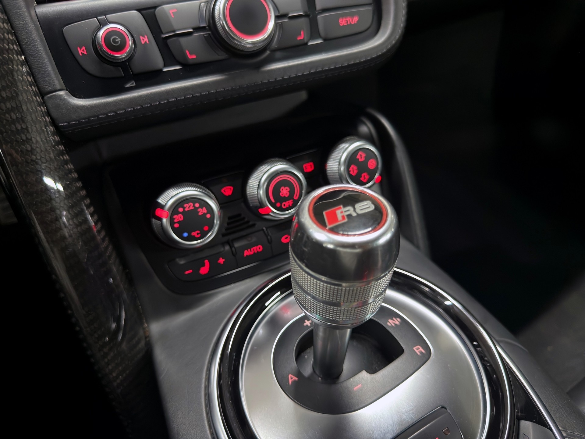 AUDI R8 Coupé 5.2 S-Tronic Capristo-image-23