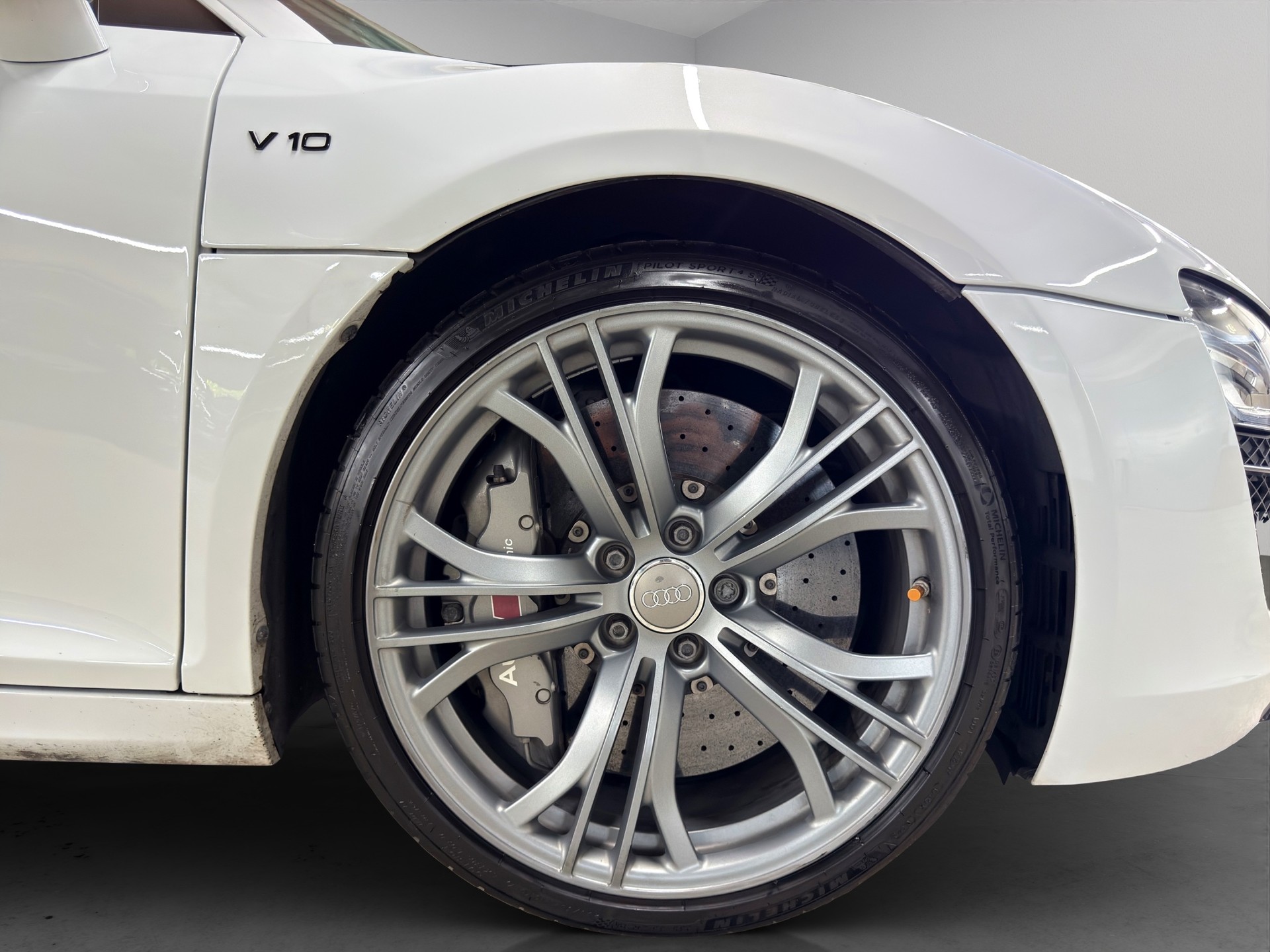 AUDI R8 Coupé 5.2 S-Tronic Capristo-image-8