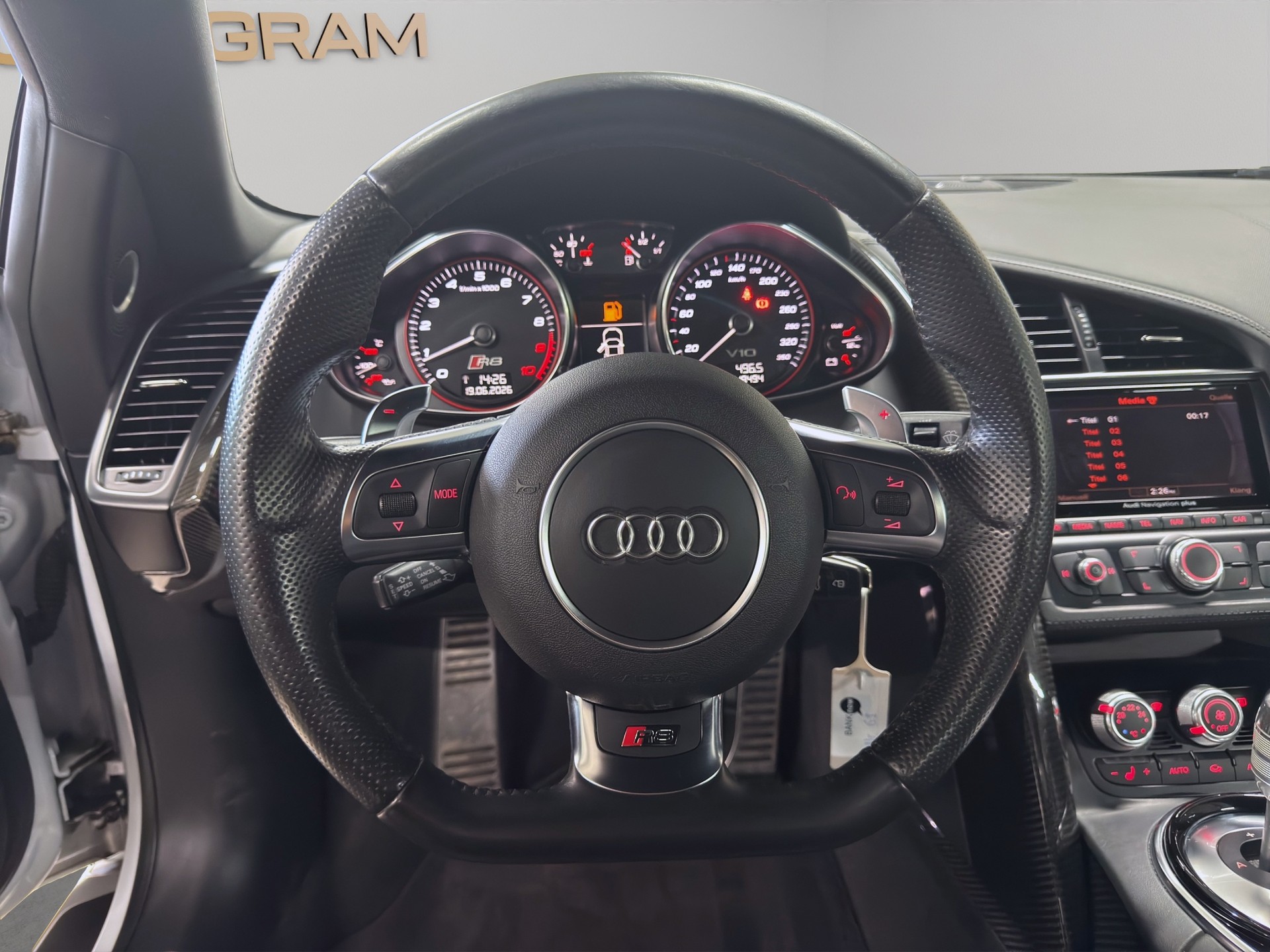 AUDI R8 Coupé 5.2 S-Tronic Capristo-image-19