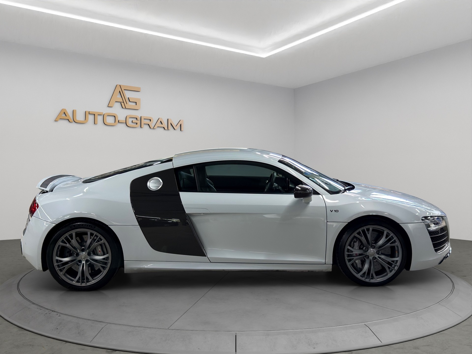 AUDI R8 Coupé 5.2 S-Tronic Capristo-image-6