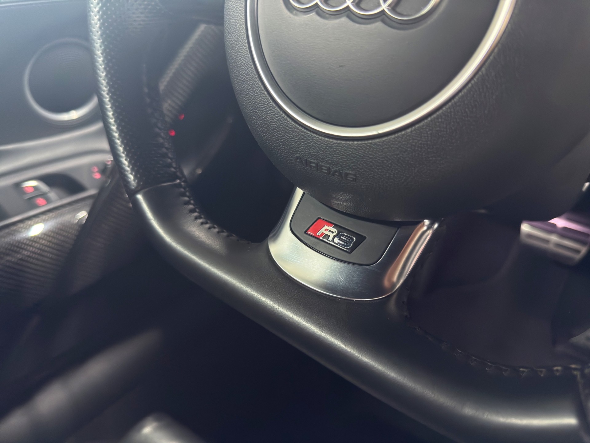 AUDI R8 Coupé 5.2 S-Tronic Capristo-image-26