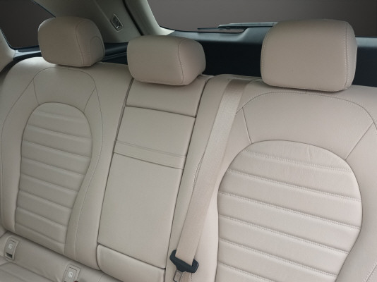 MERCEDES-BENZ GLC 300 d 4Matic-image-9