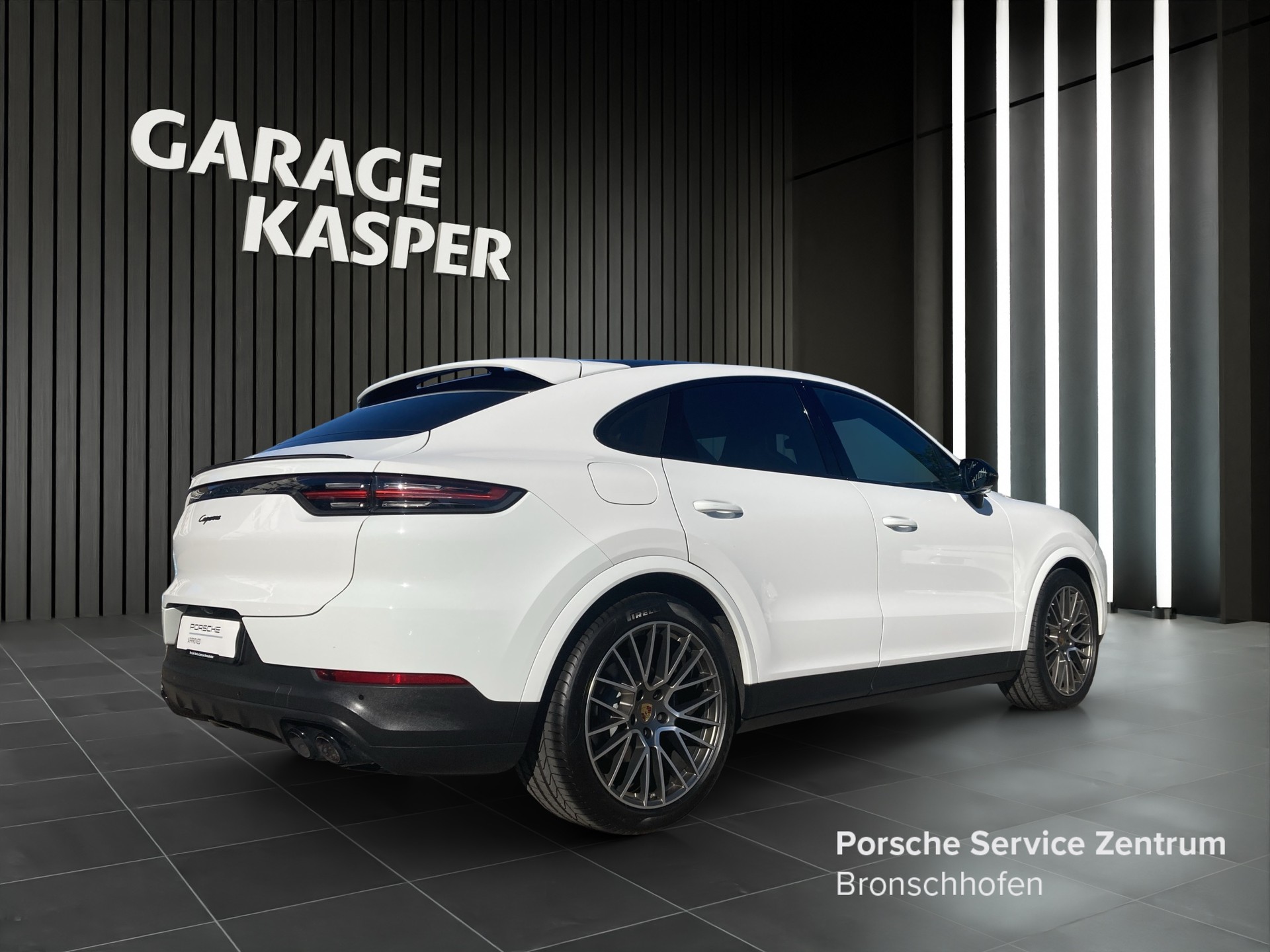 PORSCHE Cayenne Coupé Platinum Edition-image-4