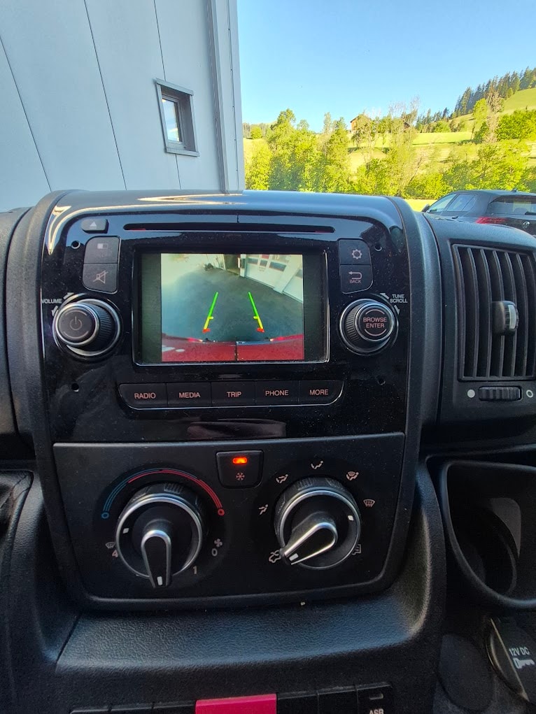 PEUGEOT Boxer 3.0 HDI 335 Active L2H2-image-10