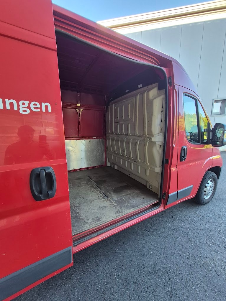 PEUGEOT Boxer 3.0 HDI 335 Active L2H2-image-11